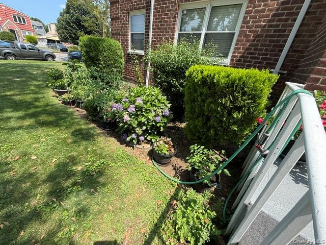11th image of 131 03 233 Rd Rd #upper, New York, NY 11422 | MLS# 1030518