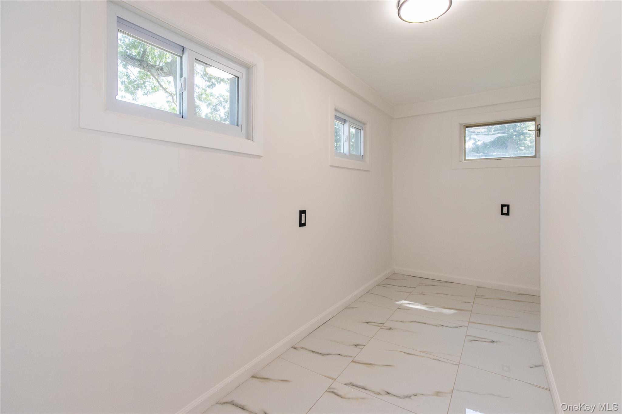 5th image of 329 E Euclid St, Hempstead, NY 11580 | MLS# 1030535
