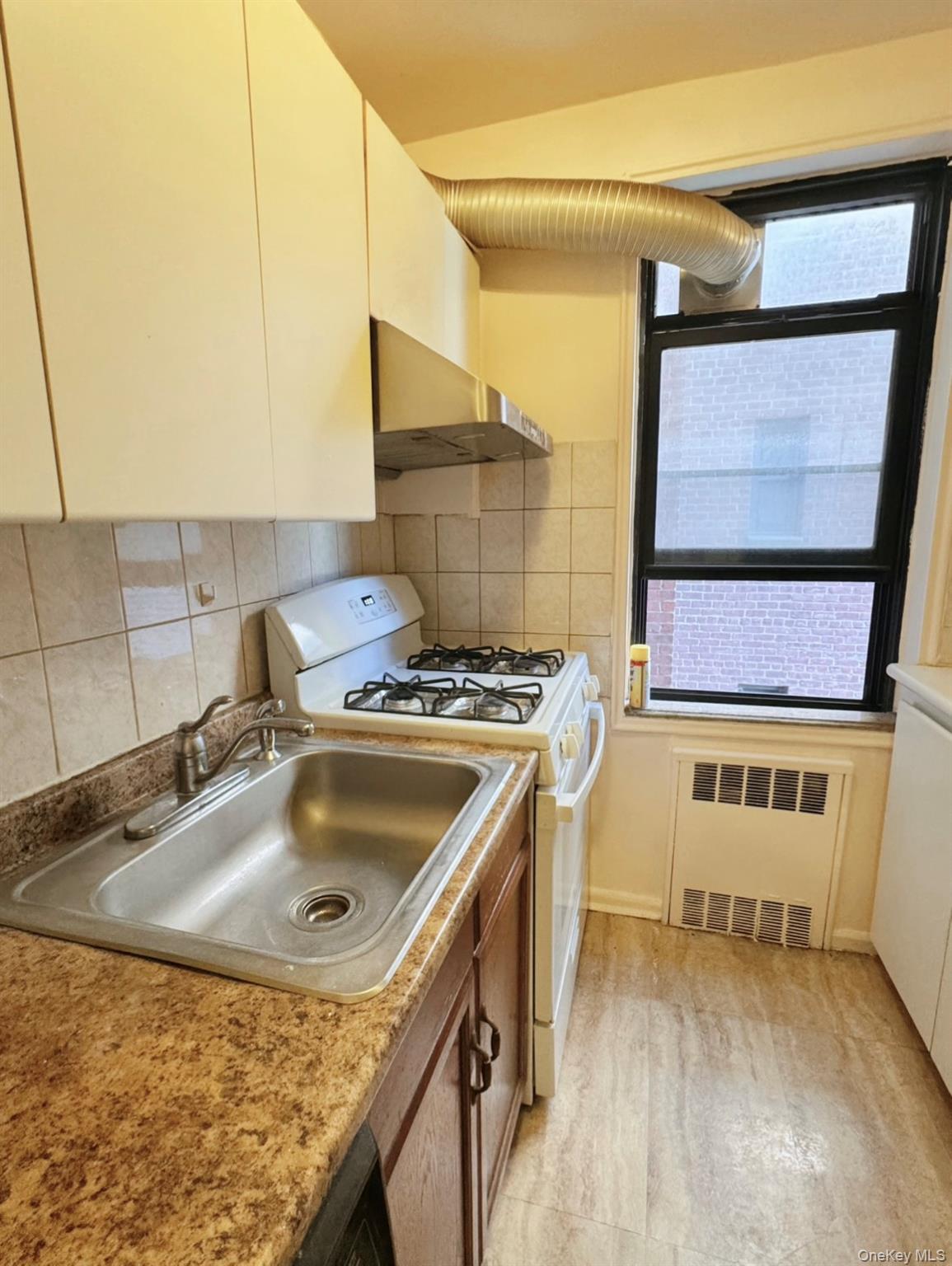 3rd image of 150-29 72Nd #3E, New York, NY 11367 | MLS# 1030536