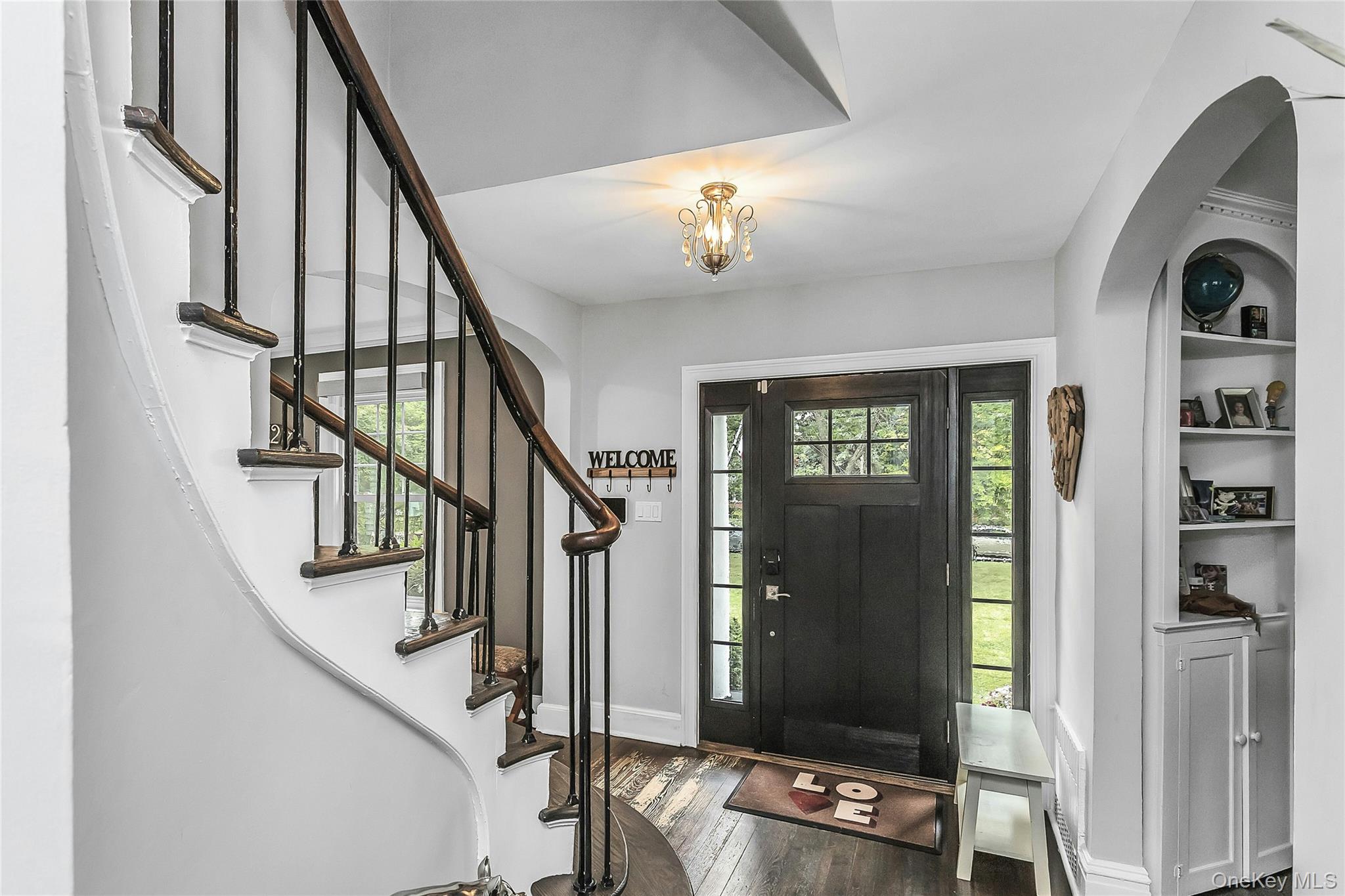 4th image of 75 S Penataquit Ave, Islip, NY 11706 | MLS# 1030549