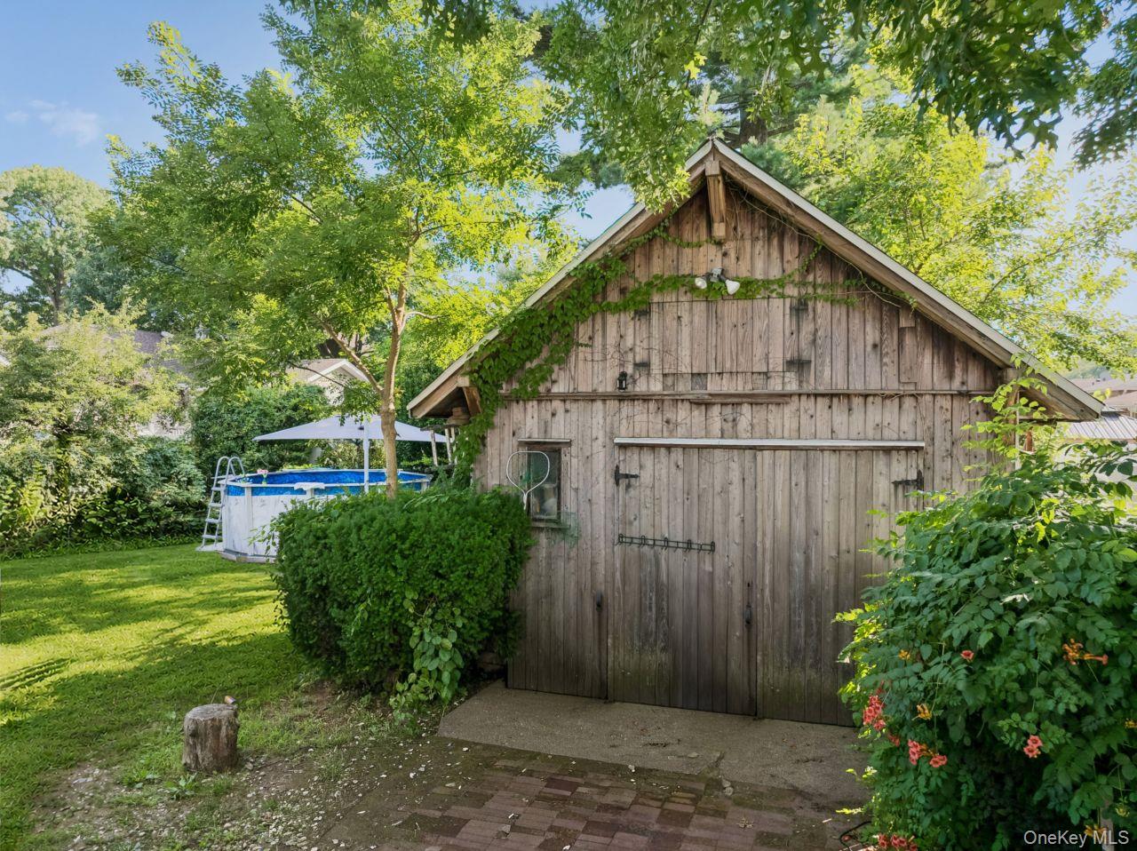 5th image of 6 Forest Ave, Hempstead, NY 11581 | MLS# 1030562