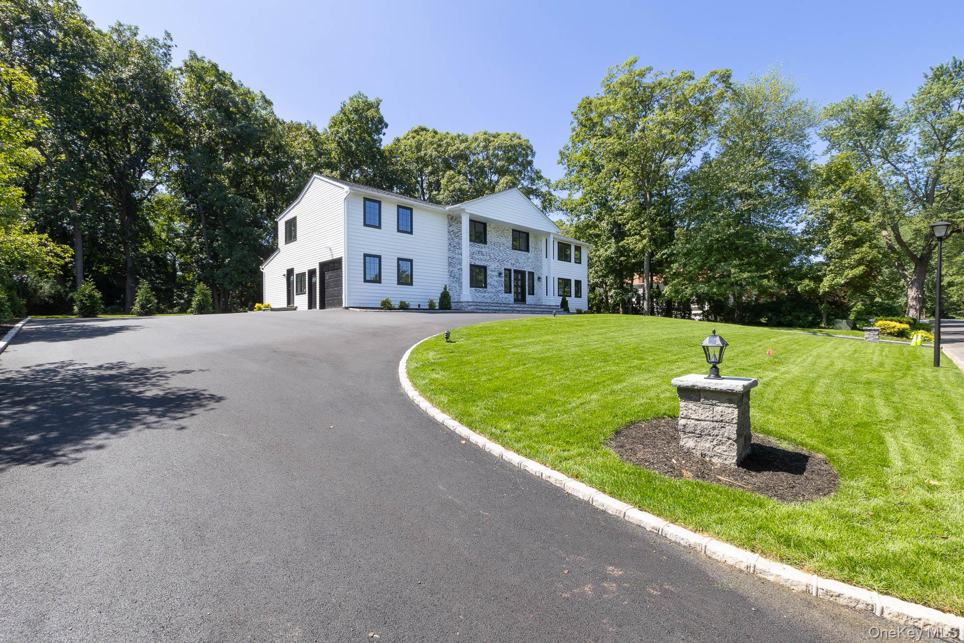 2nd image of 5 Hemingway Dr, Huntington, NY 11746 | MLS# 1030573