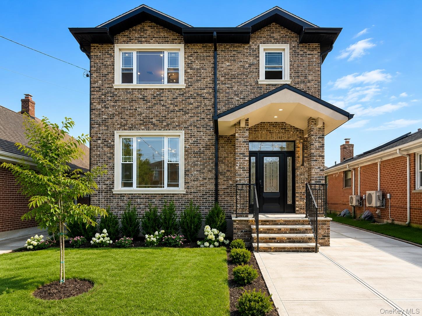 2nd image of 172 12 65th Ave, New York, NY 11365 | MLS# 1030574