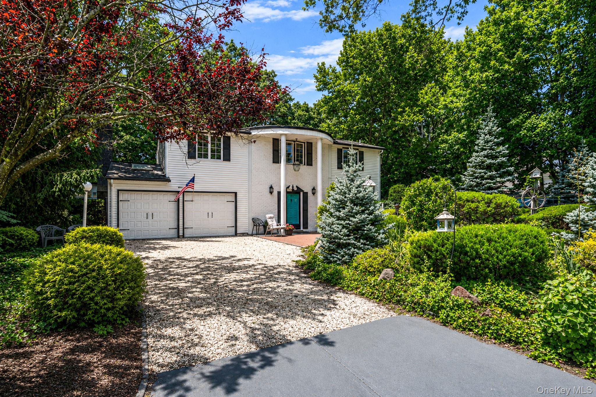 2nd image of 14 Birchfield Ct, Brookhaven, NY 11727 | MLS# 1030580
