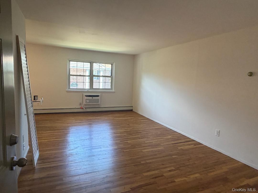 5th image of 338 Lakeland Ave, Islip, NY 11782