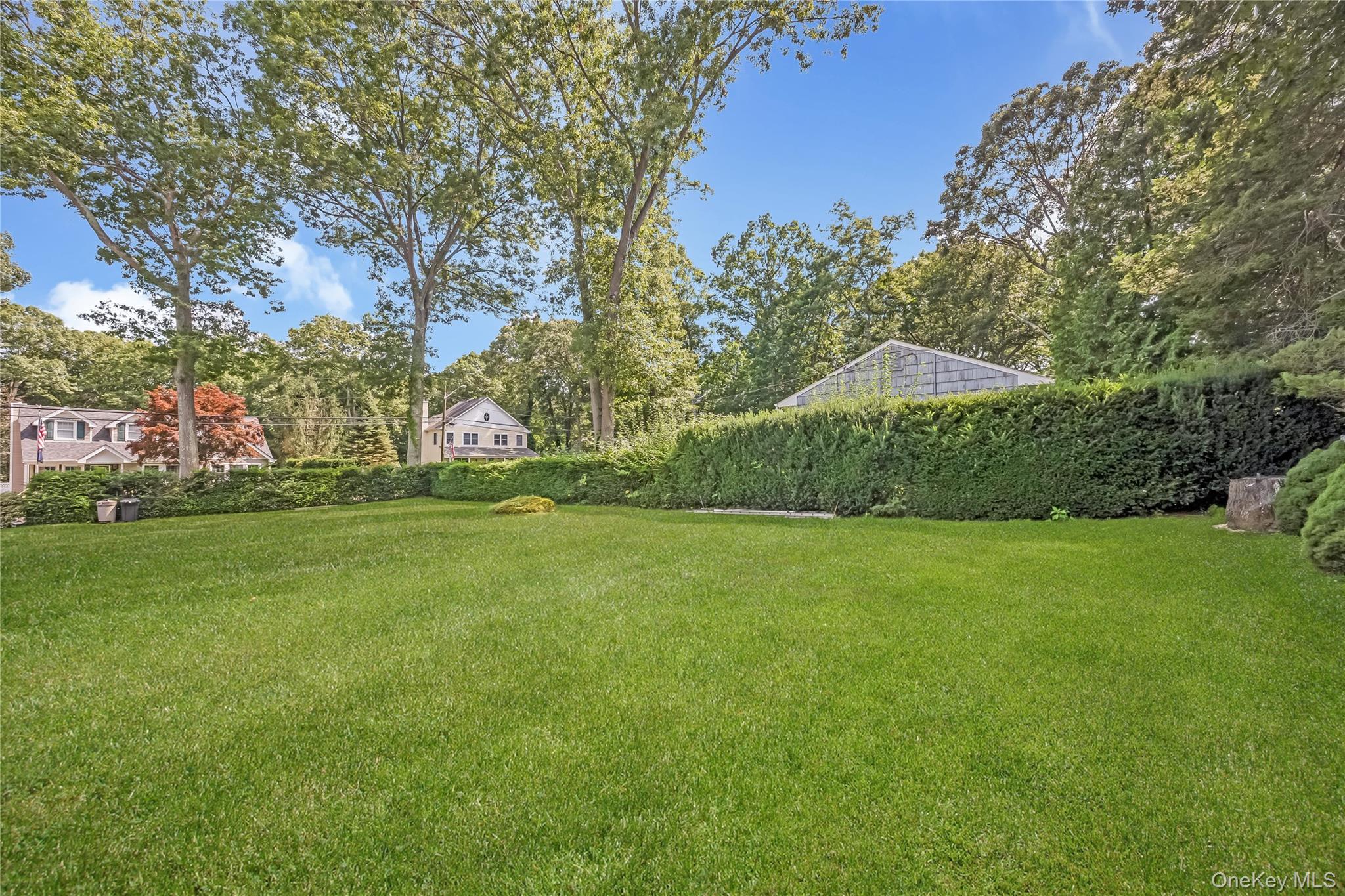 34th image of 42 Pineacre Dr, Smithtown, NY 11787 | MLS# 1030650