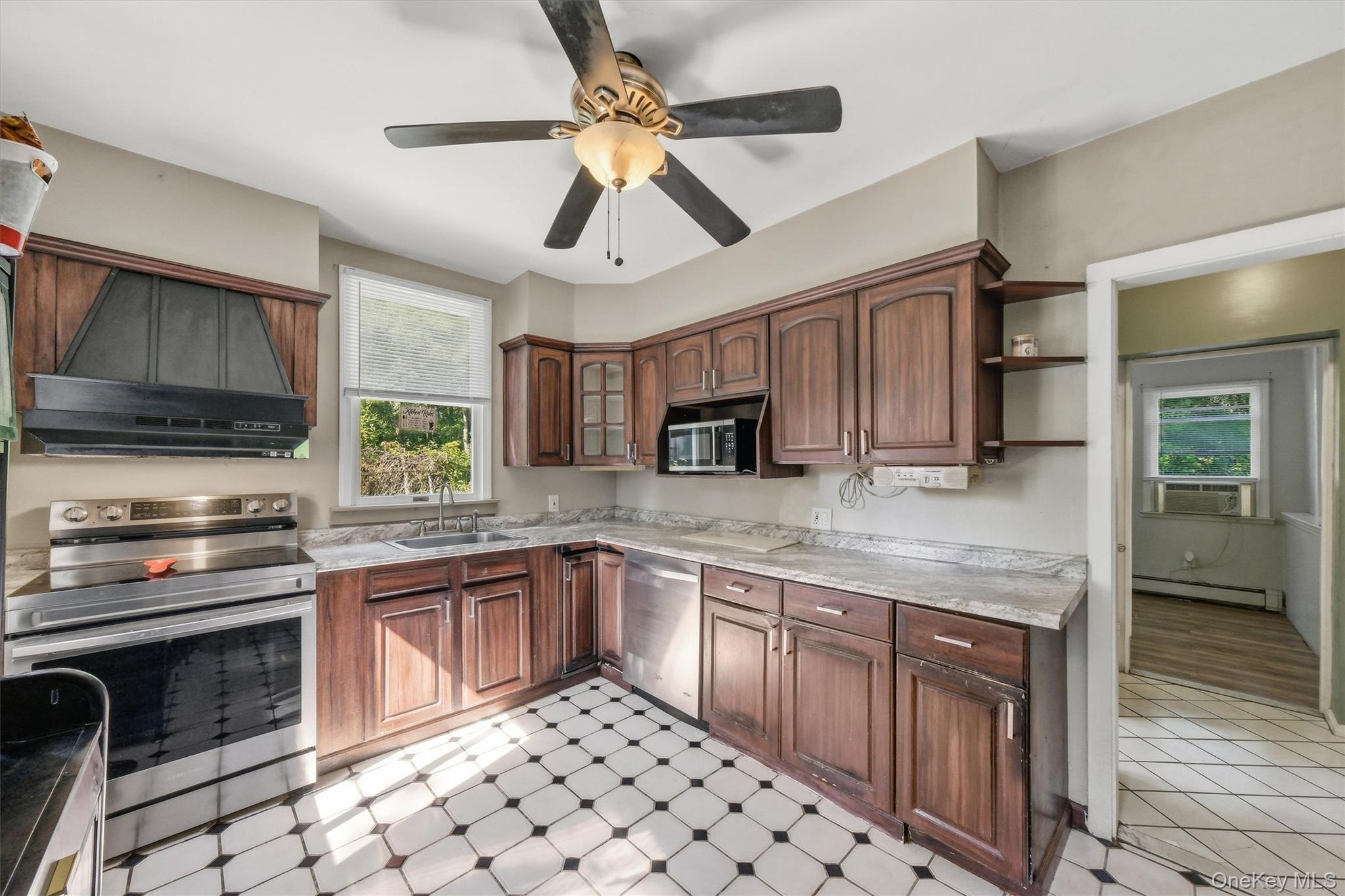 2nd image of 101 Elm St, Cortlandt, NY 10567 | MLS# 1030660