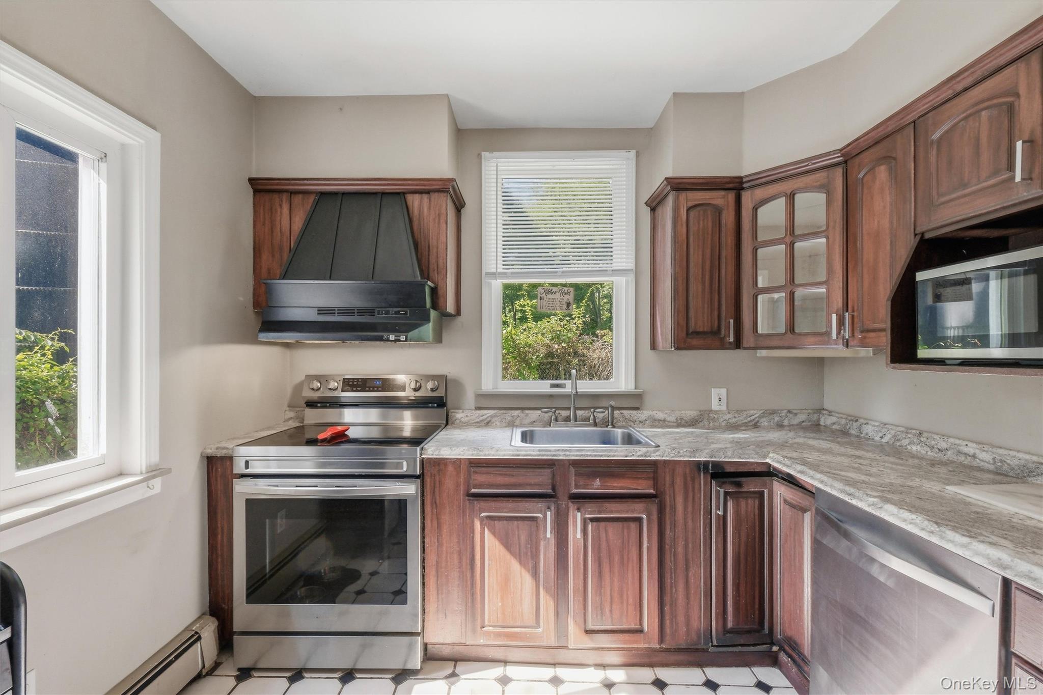 3rd image of 101 Elm St, Cortlandt, NY 10567 | MLS# 1030660