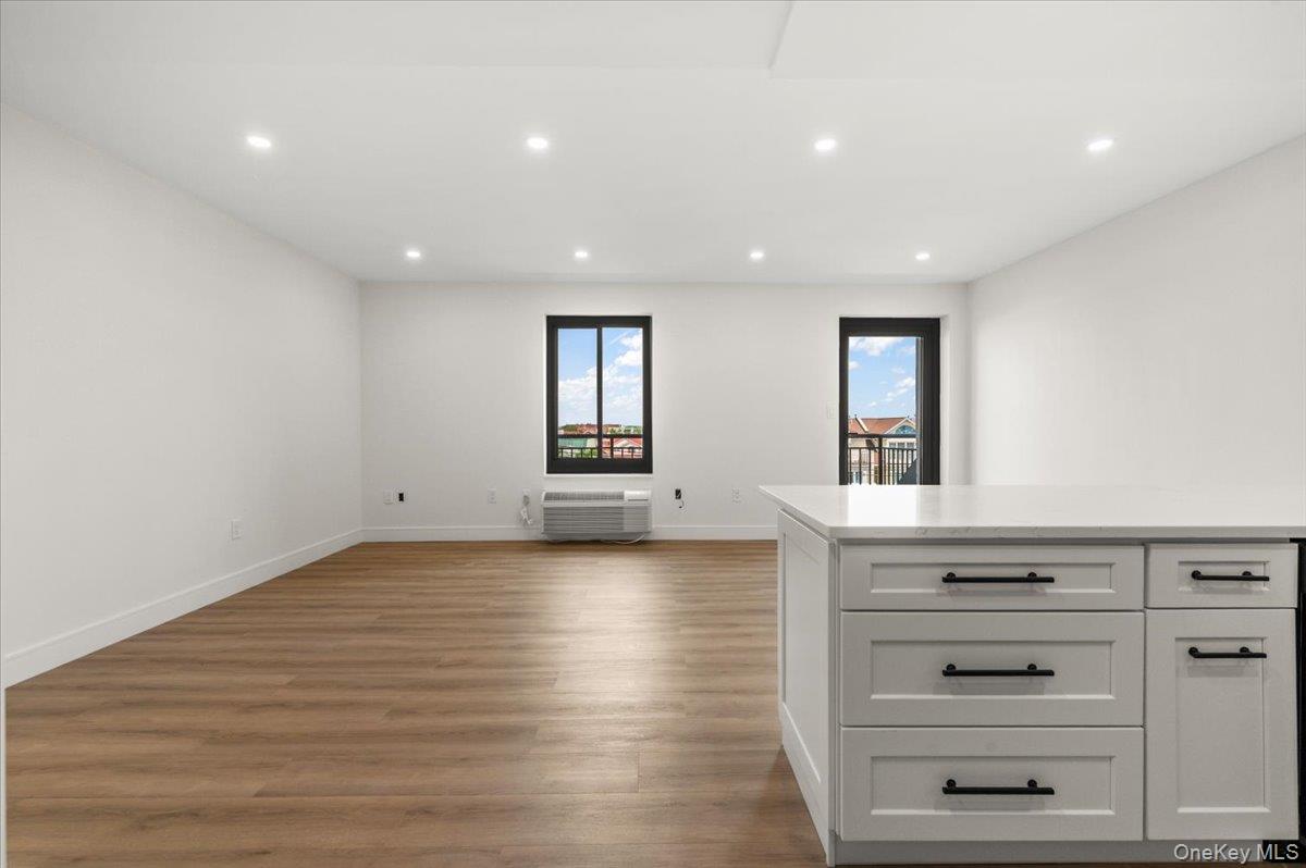 5th image of 100 Broadway W, Long Beach, NY 11561