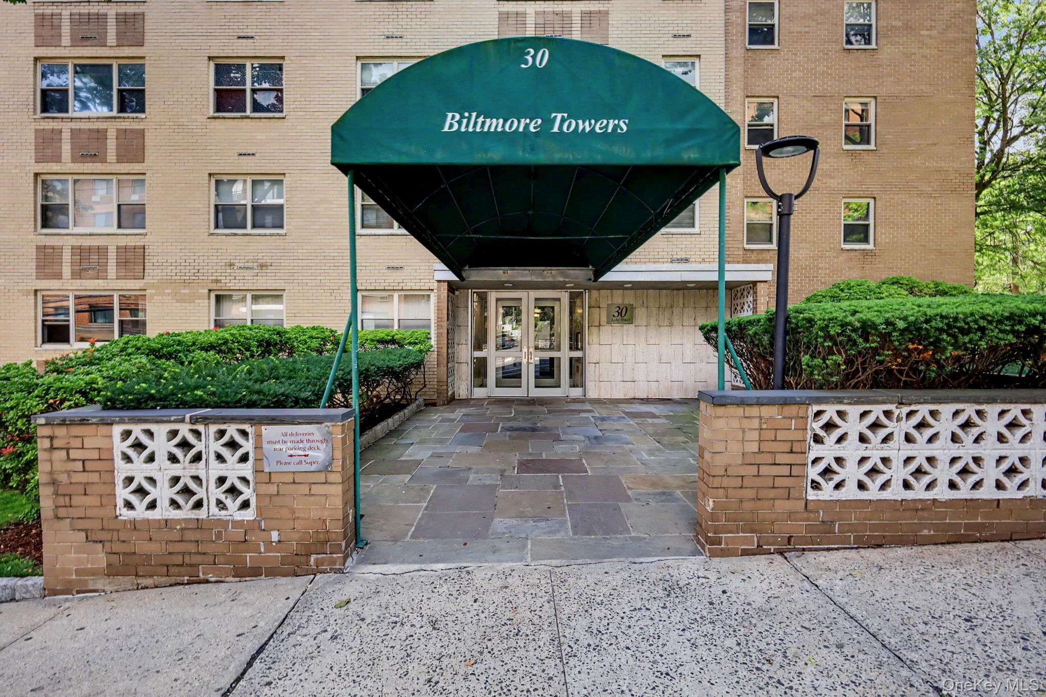 2nd image of 30 Lake St, White Plains, NY 10603