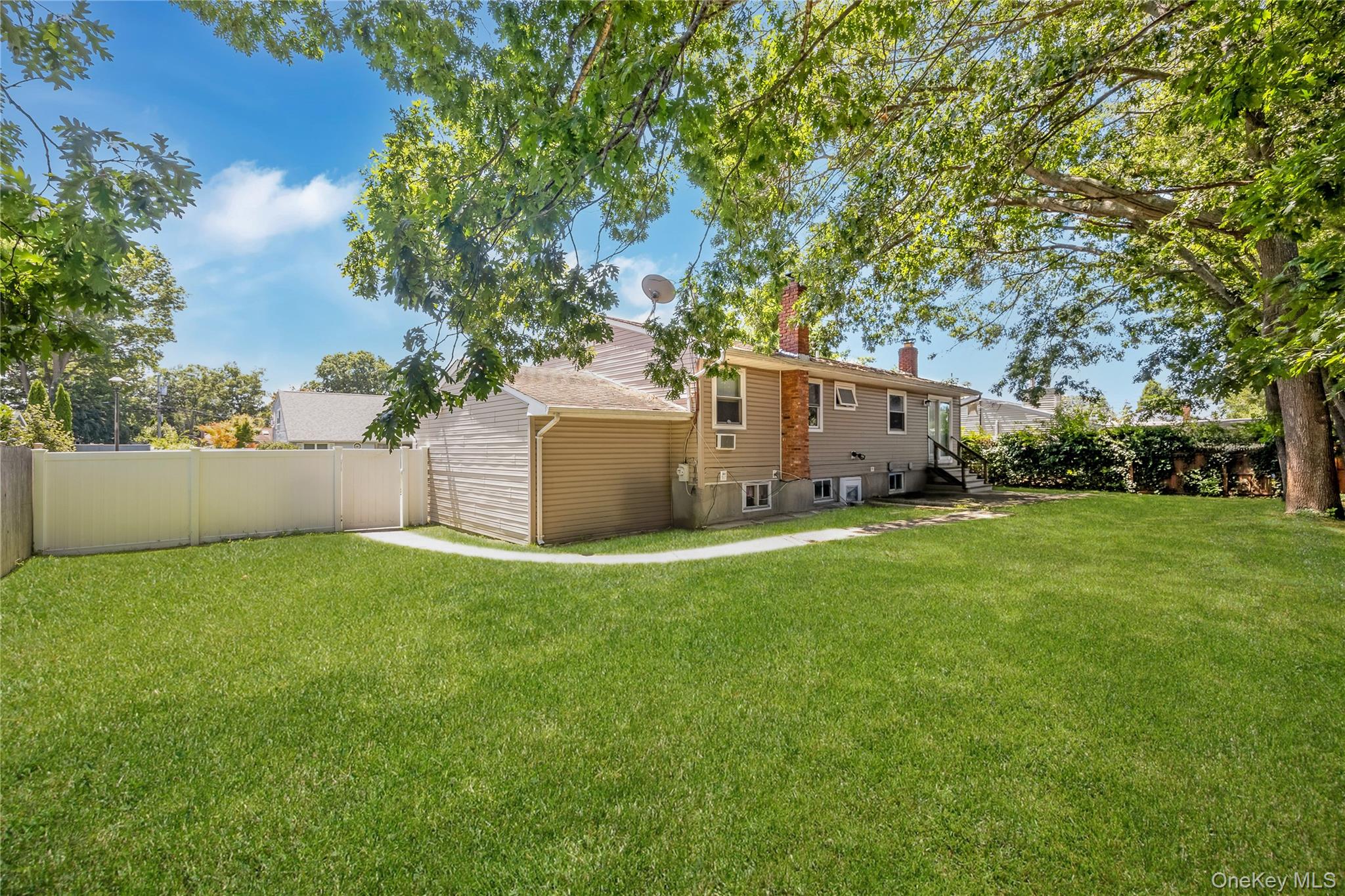 2nd image of 27 Morton St, Brookhaven, NY 11776 | MLS# 1030720