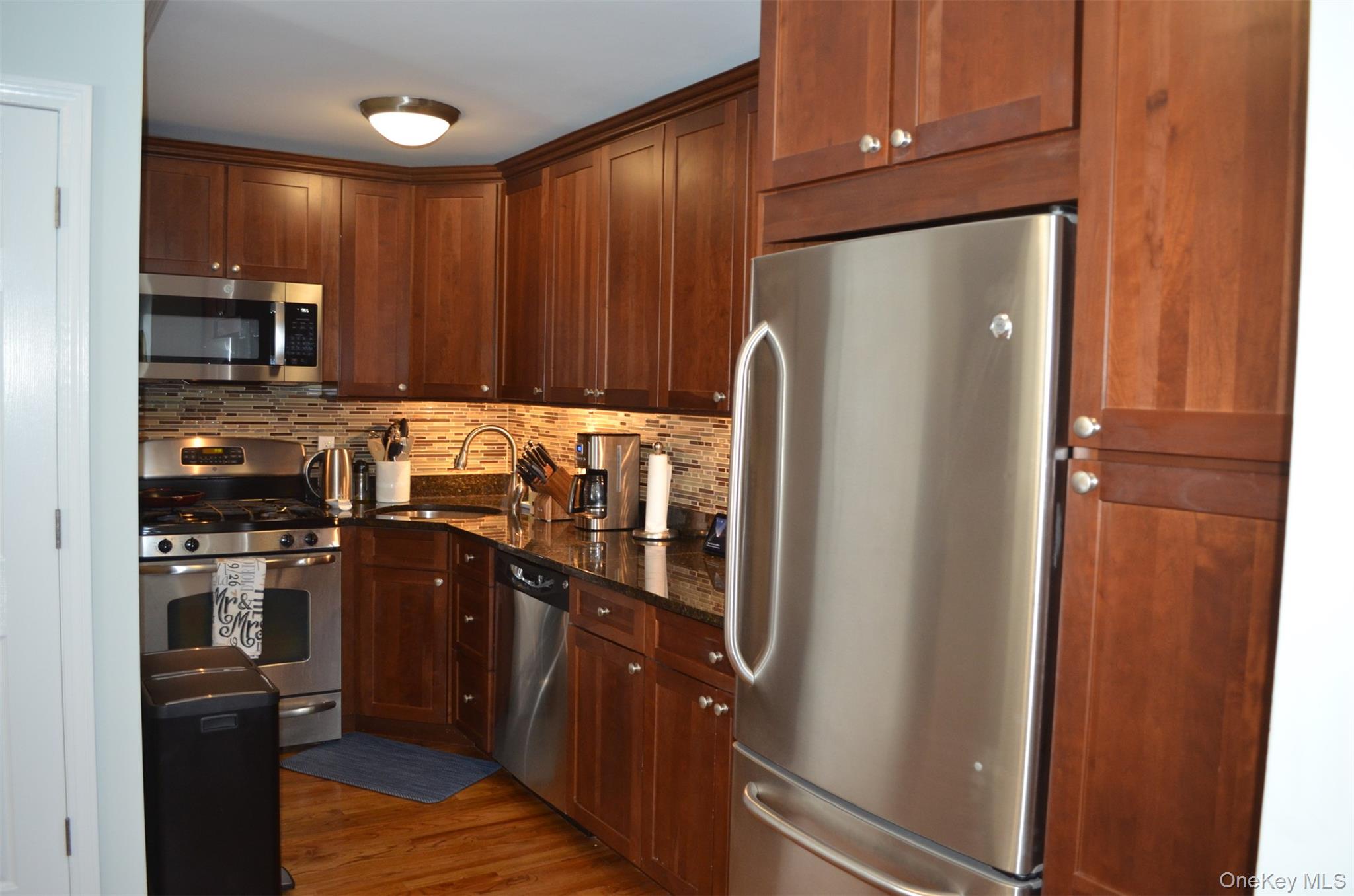 4th image of 17 Broadway, Harrison, NY 10528