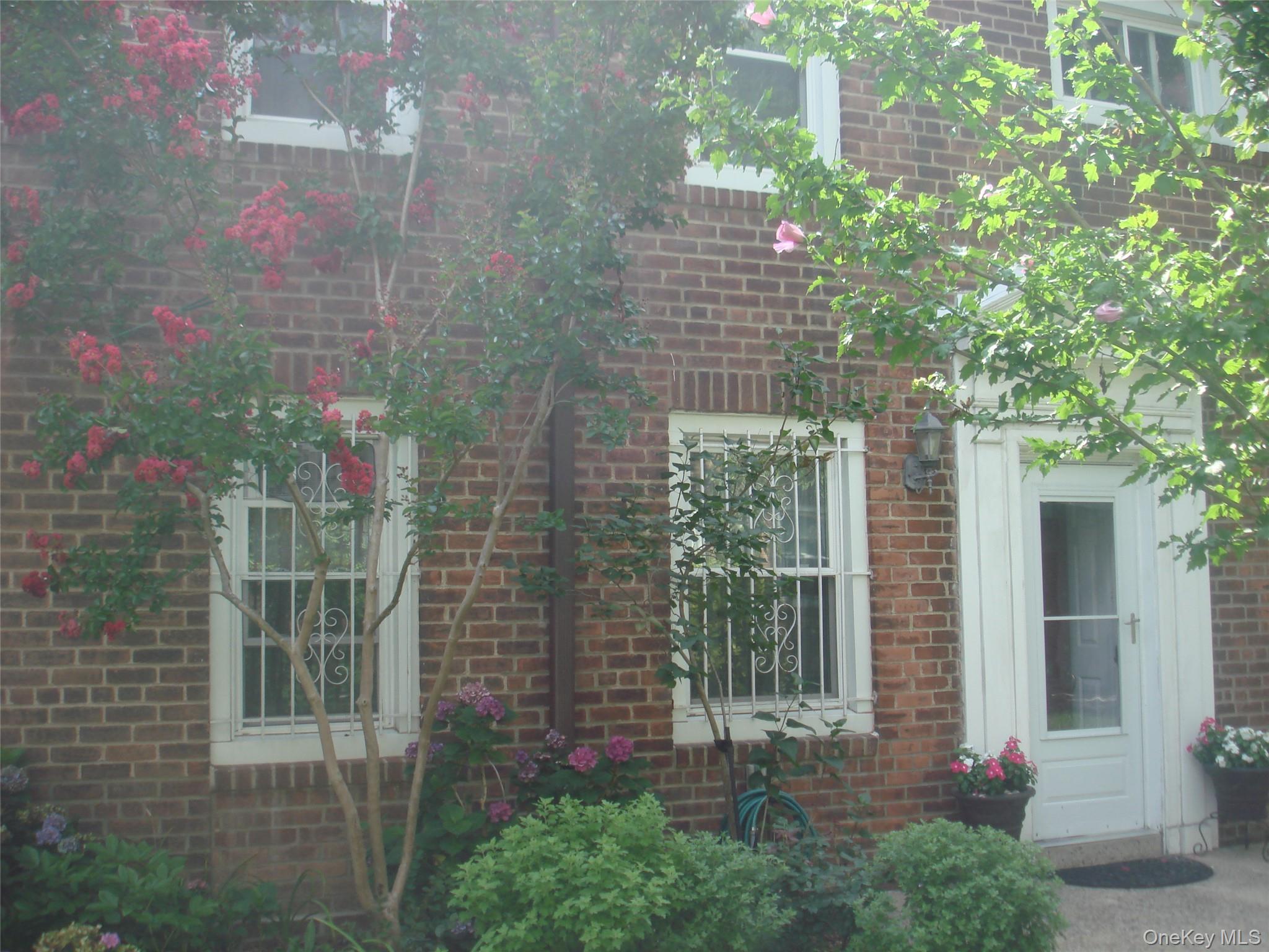 2nd image of 147 47 Charter #22 B, New York, NY 11435 | MLS# 1030761