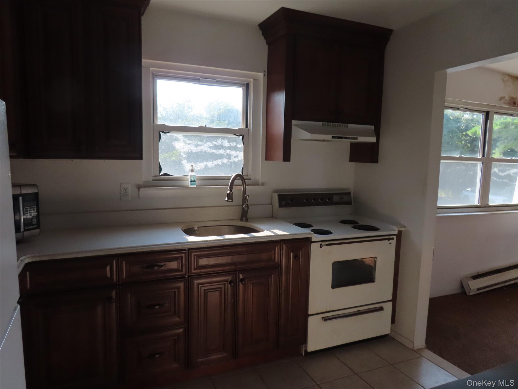 4th image of 15 Harrison Ave #70 H, Babylon, NY 11701 | MLS# 1030766