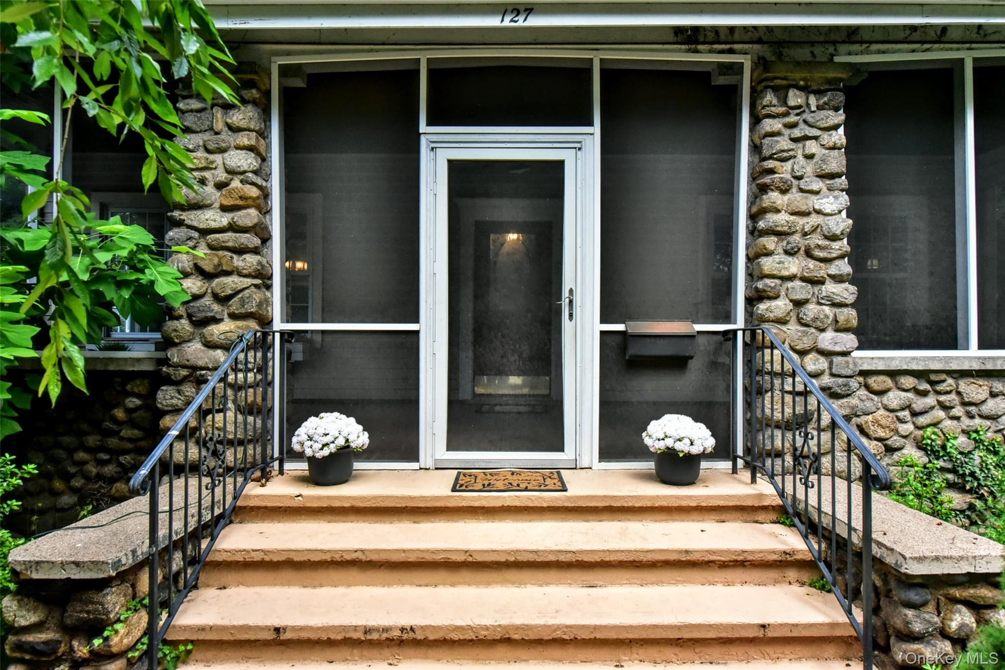 3rd image of 127 Hunt Ave, Orangetown, NY 10965 | MLS# 1030784