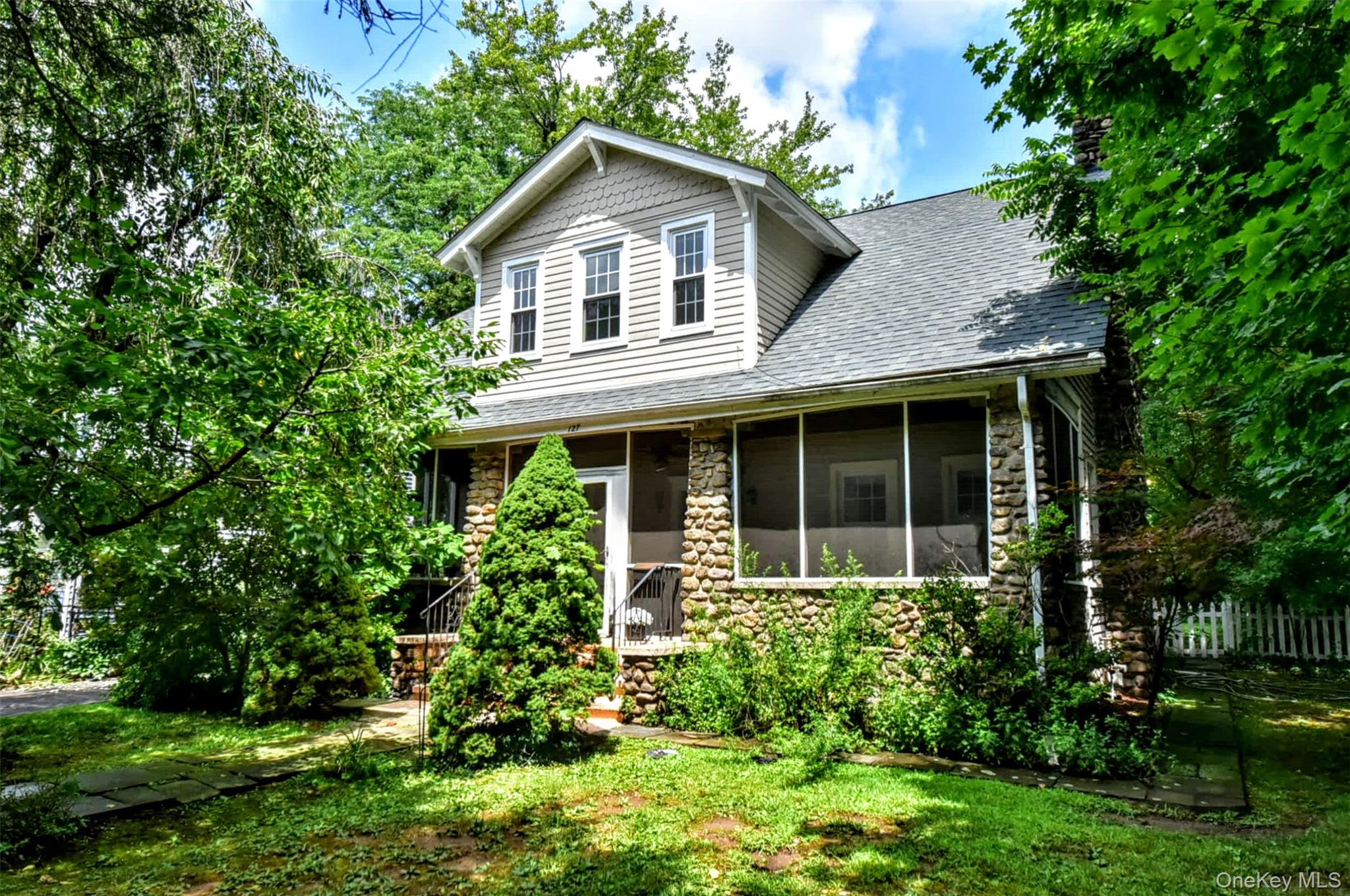 2nd image of 127 Hunt Ave, Orangetown, NY 10965 | MLS# 1030784