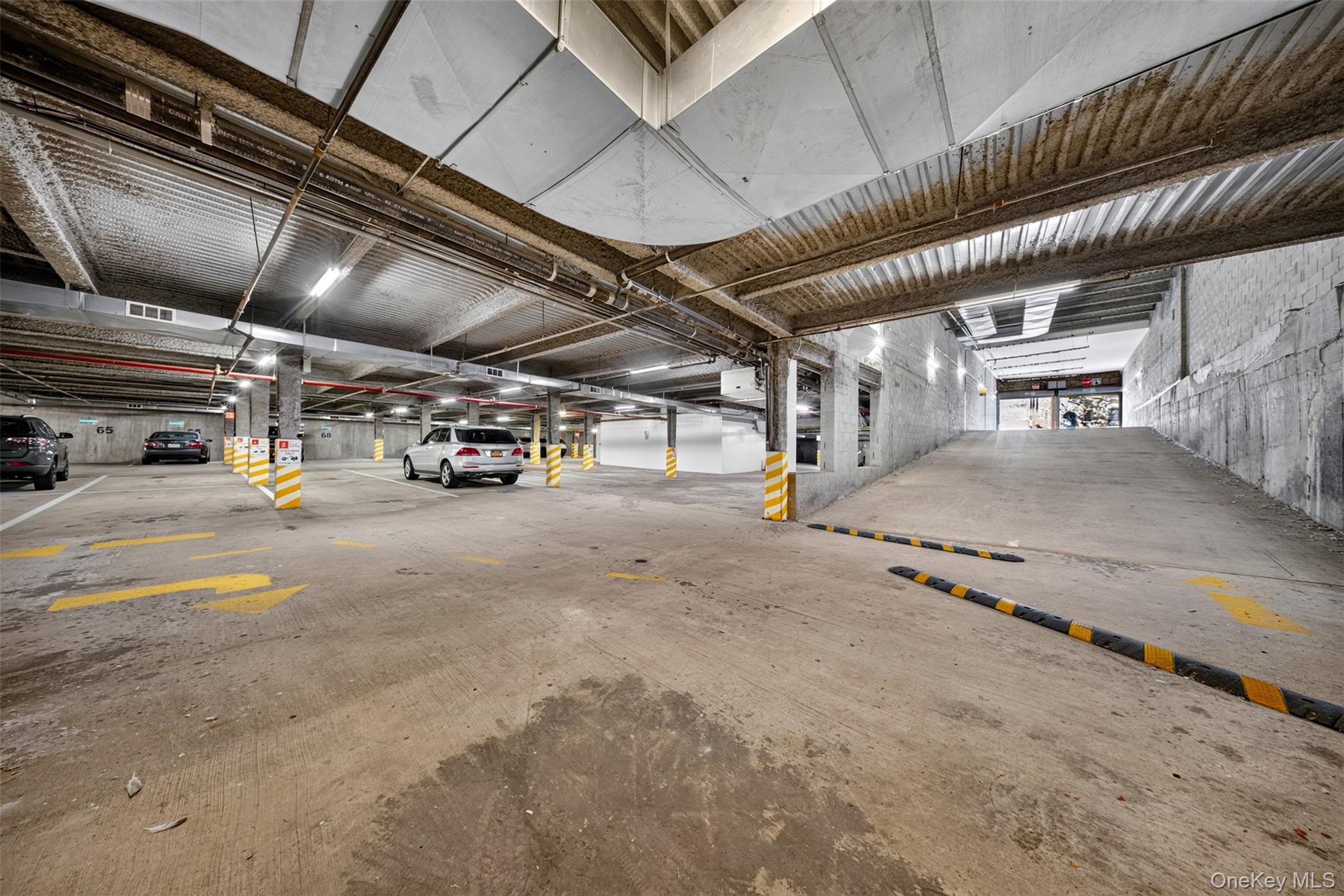 2nd image of 63-14 Queens Blvd, New York, NY 11377