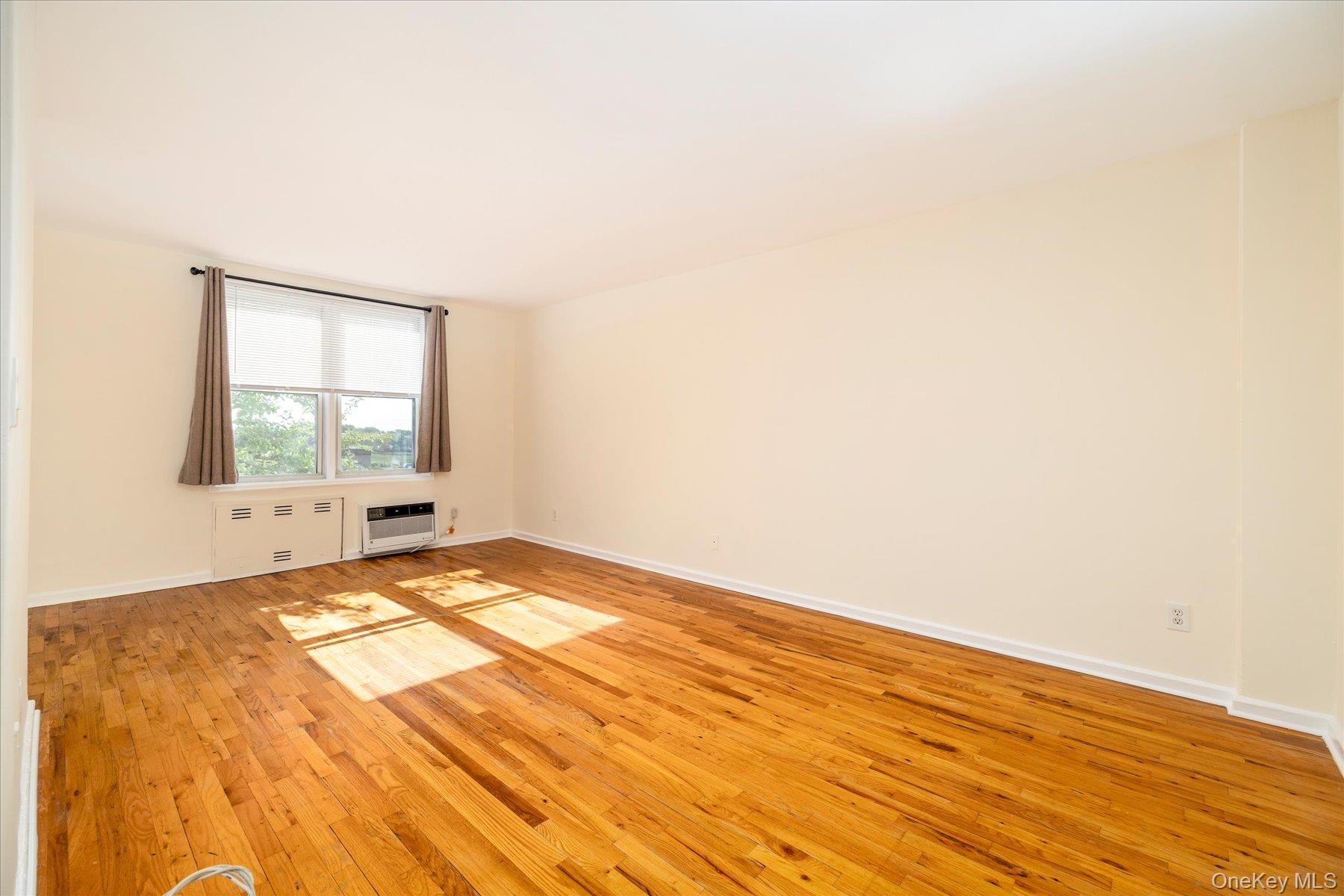 5th image of 16 Main St #2G, Hempstead, NY 11518 | MLS# 1030790