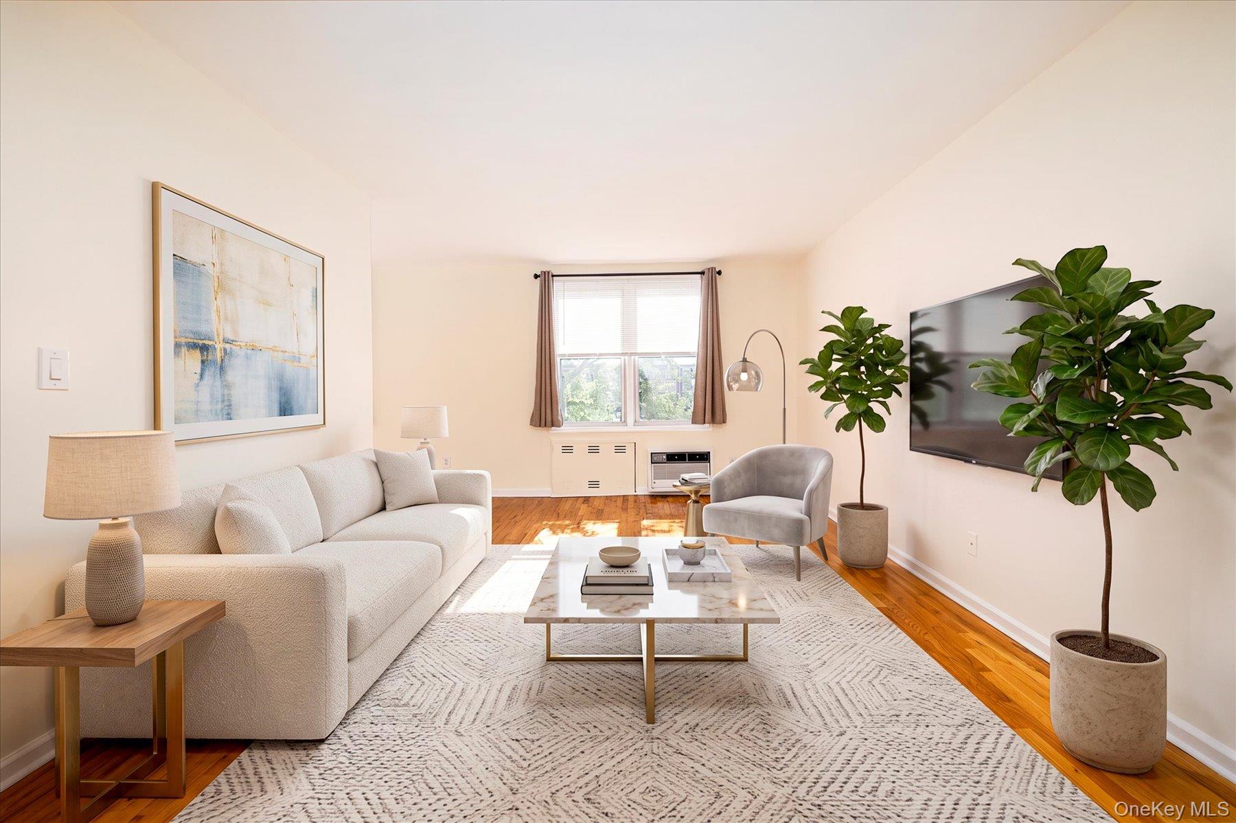 2nd image of 16 Main St, Hempstead, NY 11518