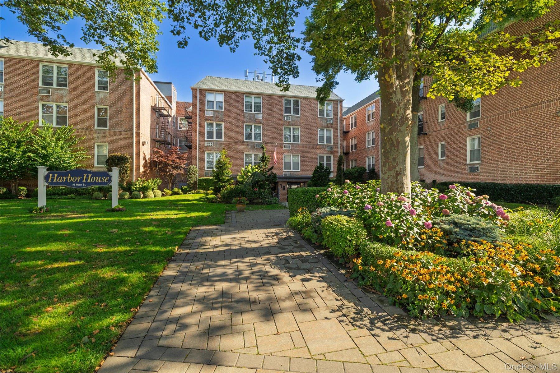 3rd image of 16 Main St #2G, Hempstead, NY 11518 | MLS# 1030790