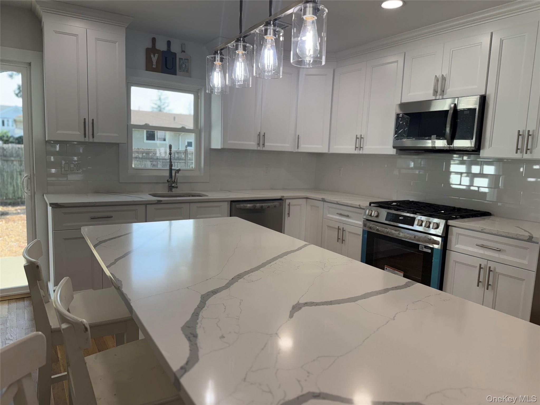 4th image of 2 5Th Ave, Oyster Bay, NY 11735 | MLS# 1030798