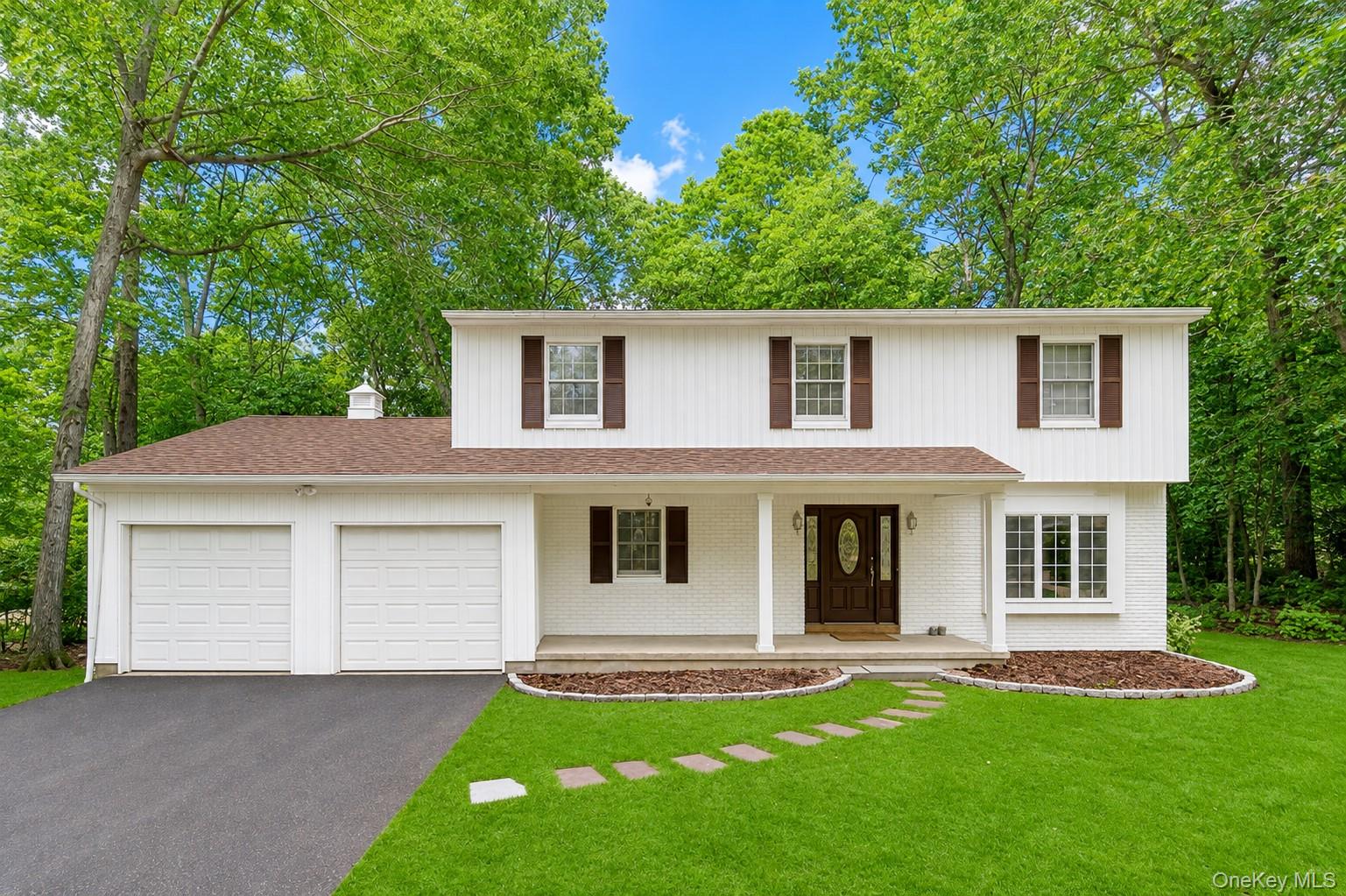 1st image of 1540 Laurelwood Dr, Riverhead, NY 11948 | MLS# 1030811