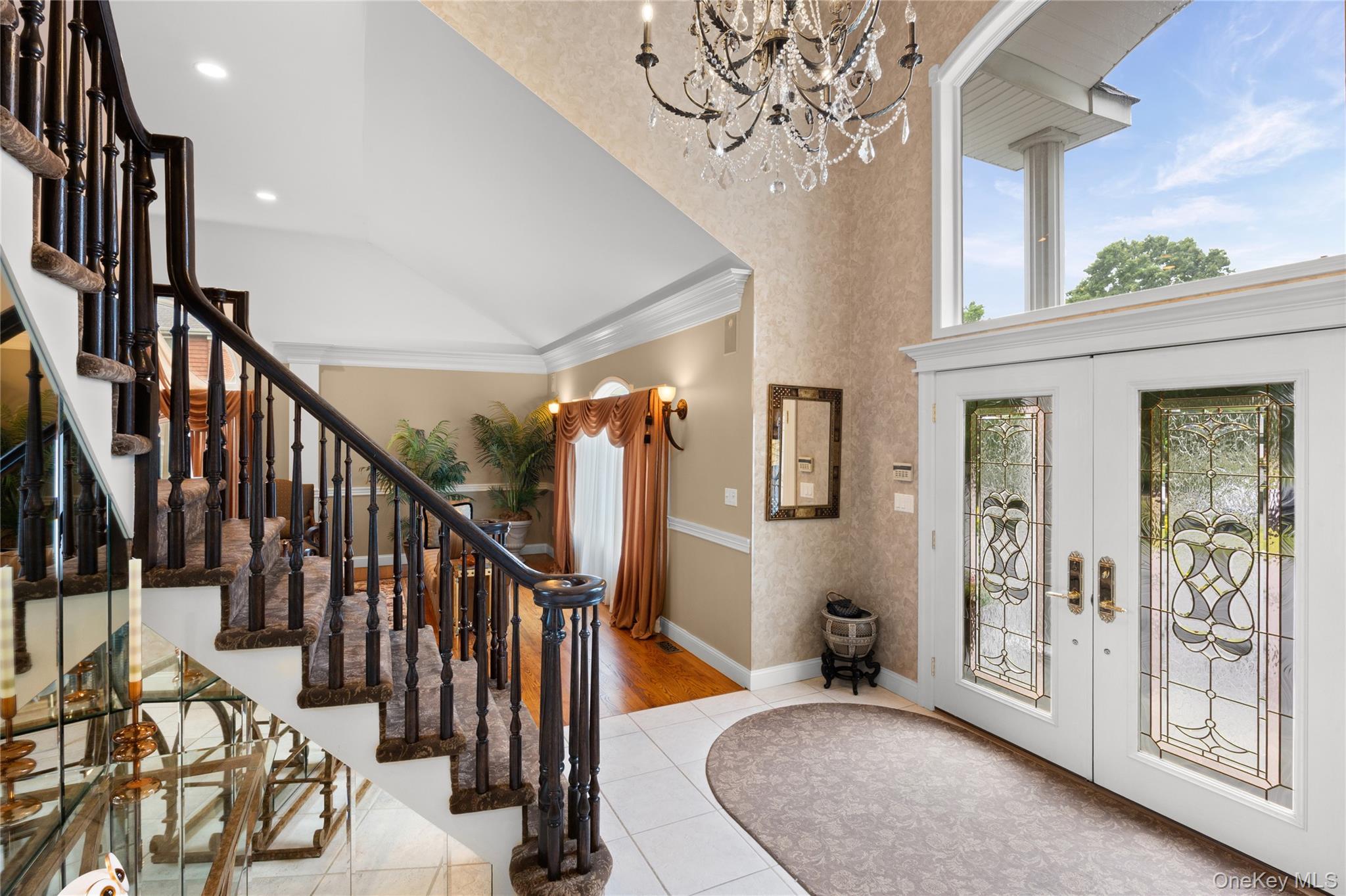 2nd image of 56 Sage Hollow Ct, Huntington, NY 11746 | MLS# 1030819