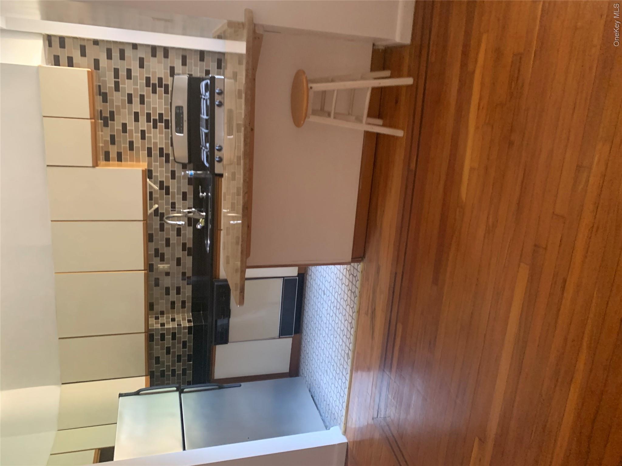 3rd image of 3975 56Th St, New York, NY 11377