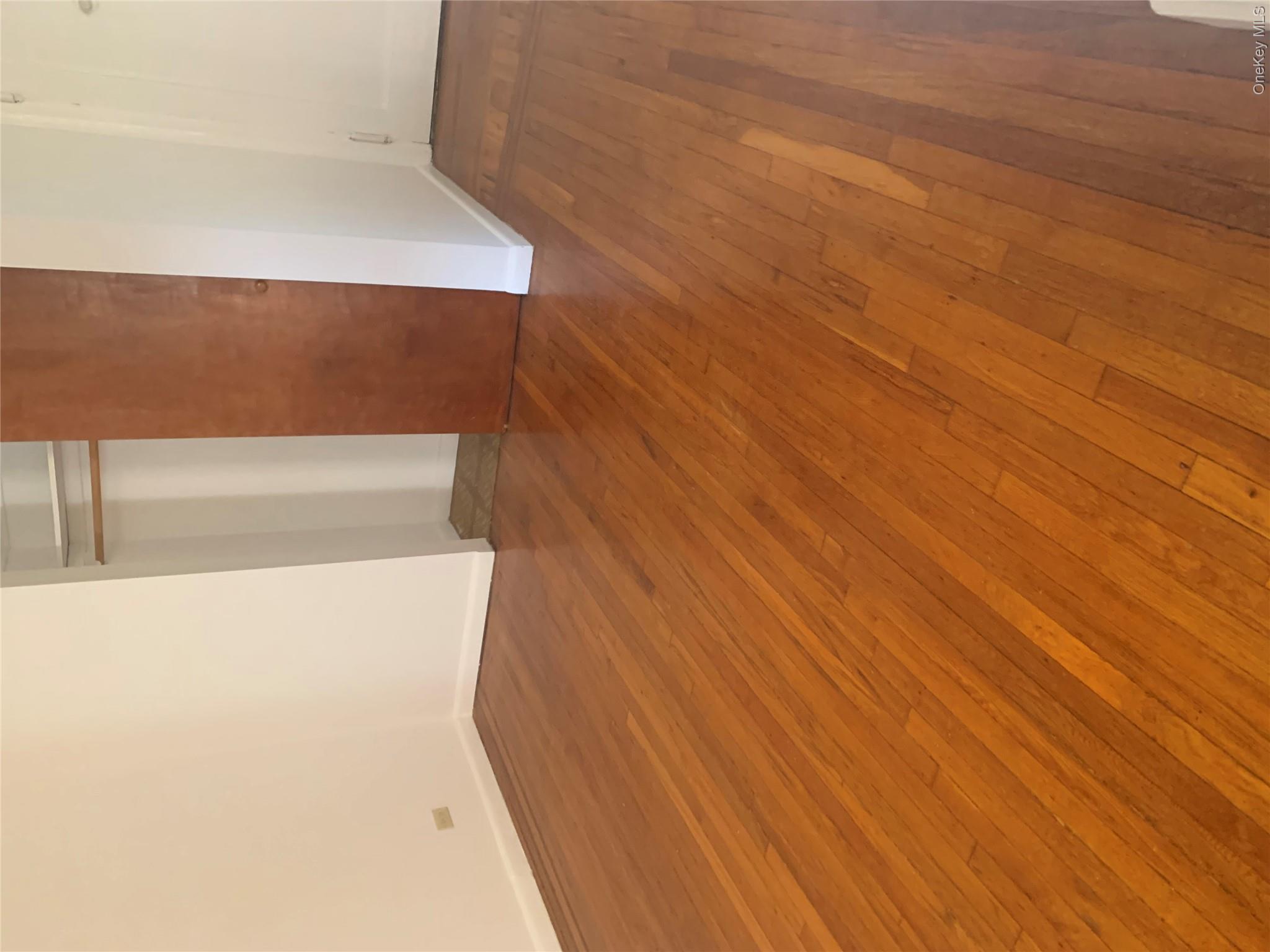2nd image of 3975 56Th St, New York, NY 11377
