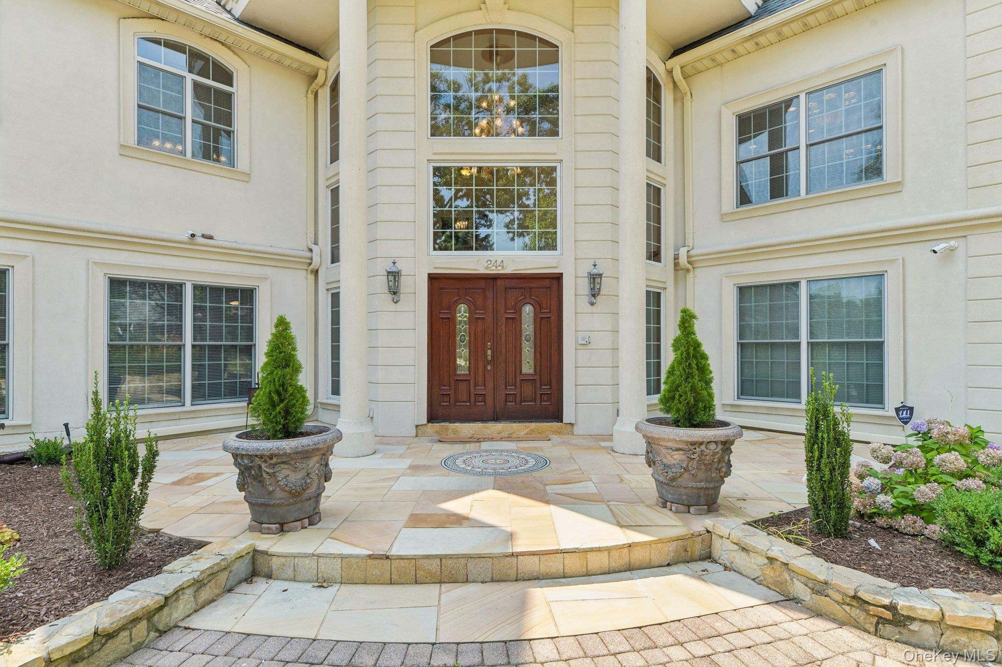 4th image of 244 Foster Ave, Islip, NY 11782 | MLS# 1030885