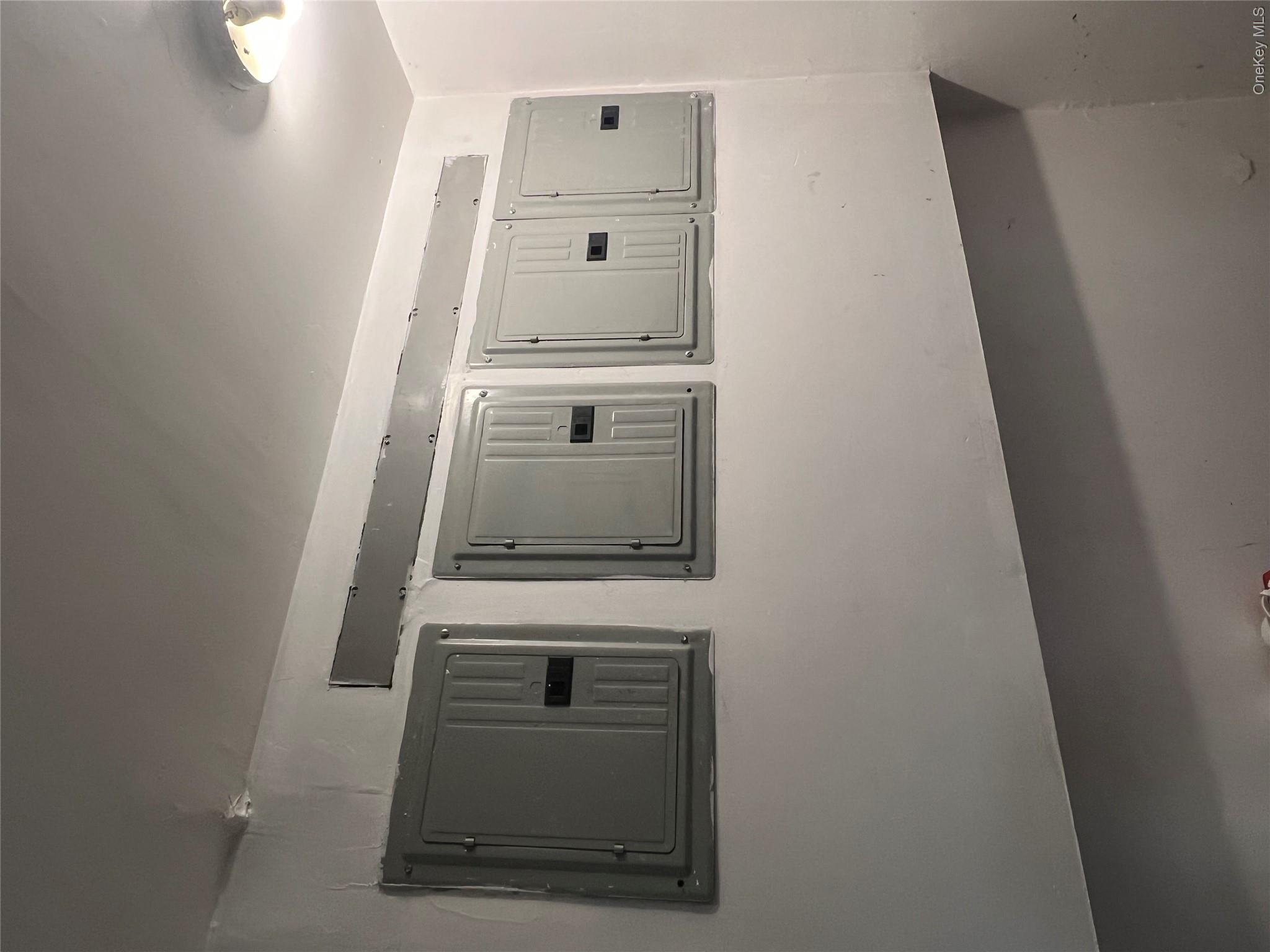36th image of 873 Elsmere Pl, New York, NY 10460 | MLS# 1030899