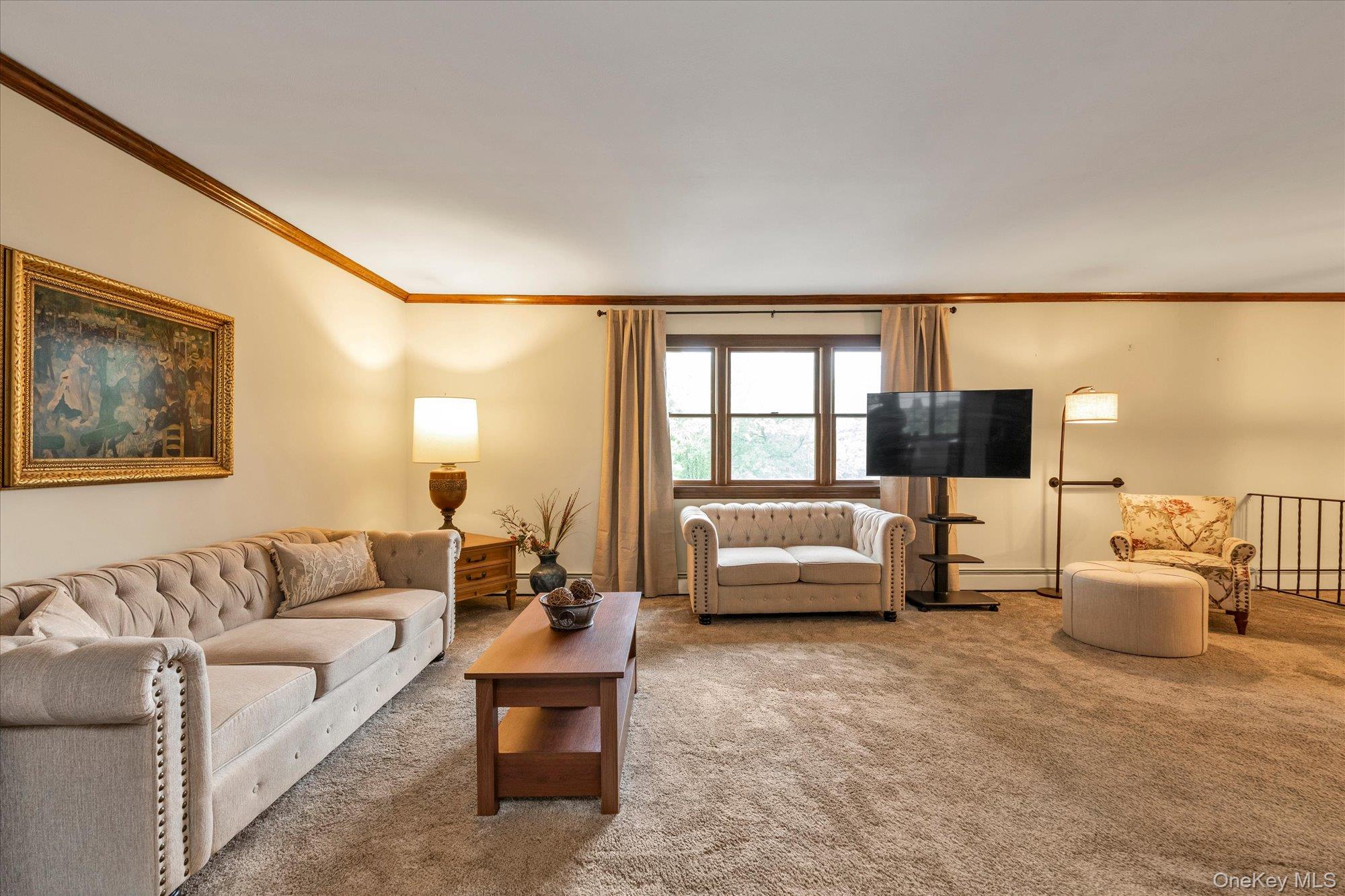 4th image of 18 Kathy Ct, Huntington, NY 11768 | MLS# 1030902