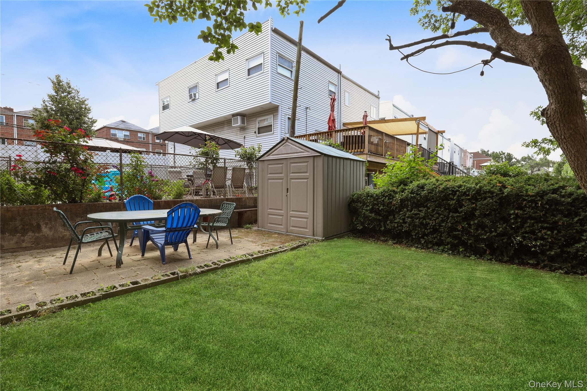 3rd image of 3214 Griswold Ave, New York, NY 10465 | MLS# 1030927