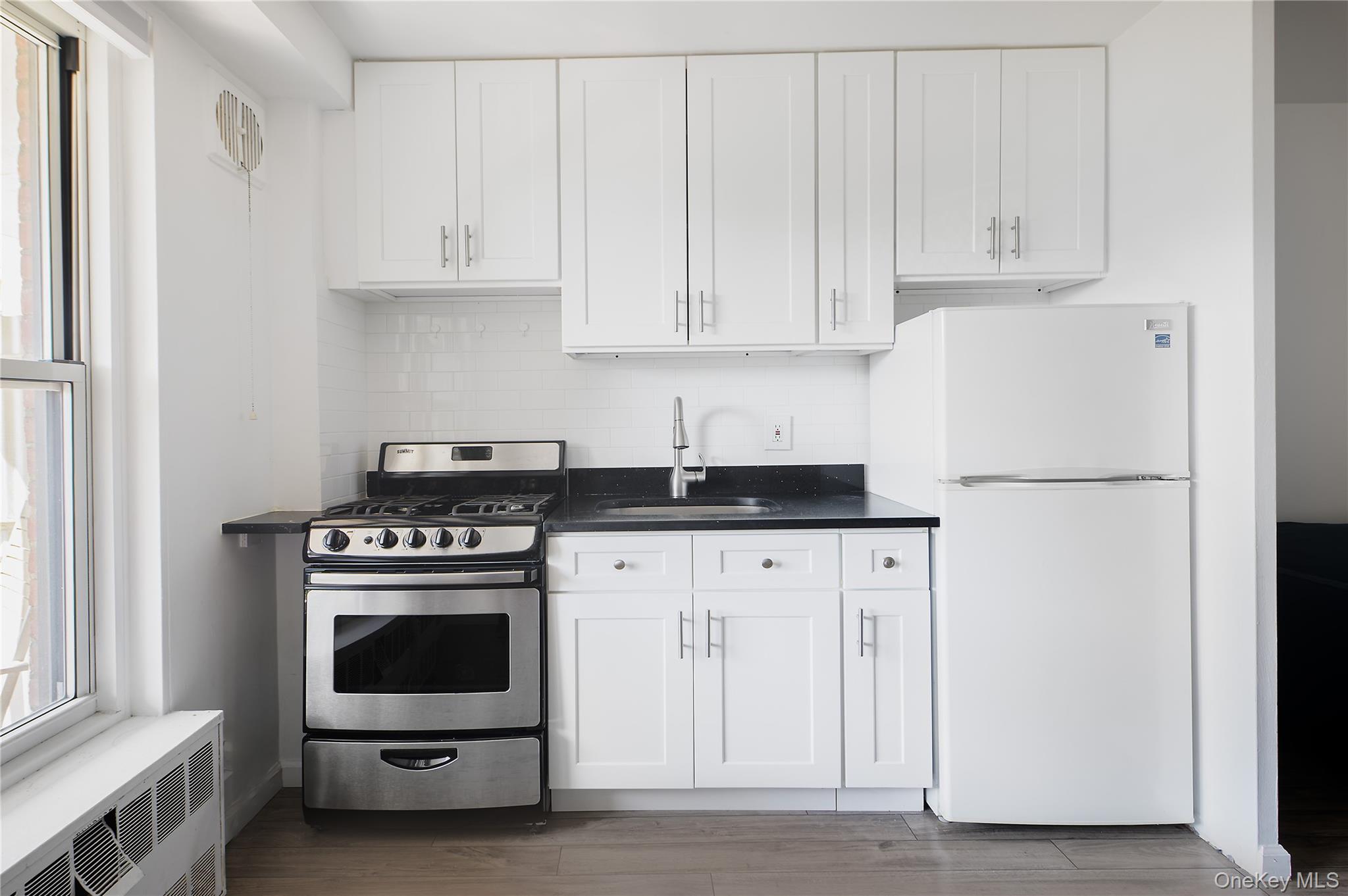 1st image of 35 31 85th St #5N, New York, NY 11372 | MLS# 1030933