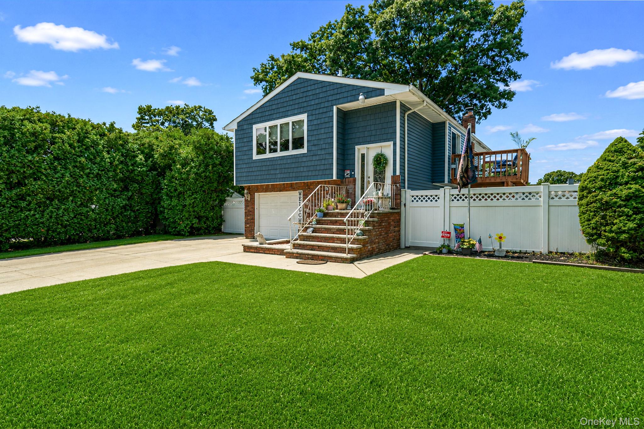 2nd image of 12 Fannie Dr, Brookhaven, NY 11738 | MLS# 1030936