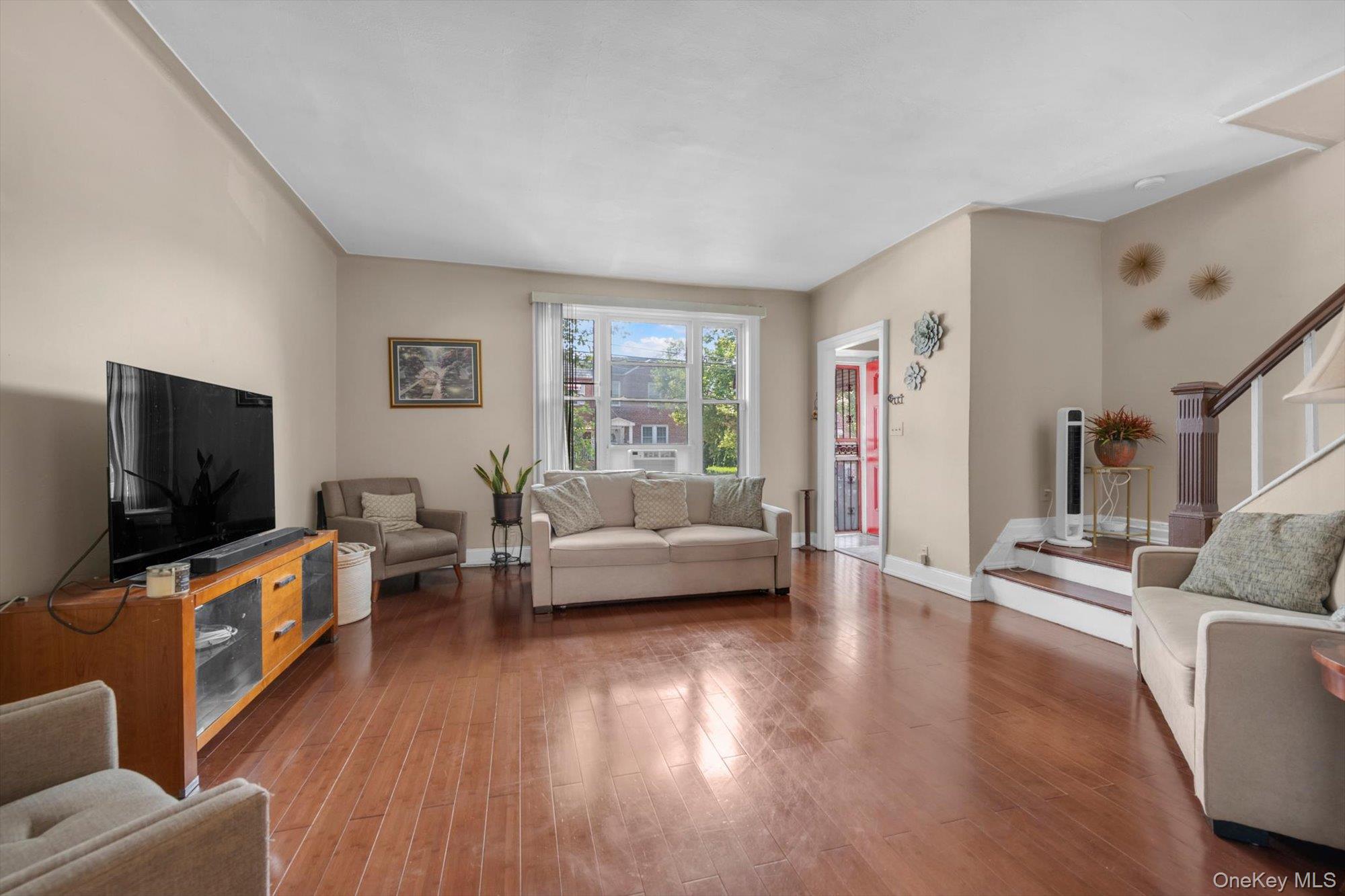 3rd image of 2053 Turnbull Ave, New York, NY 10473 | MLS# 1030964