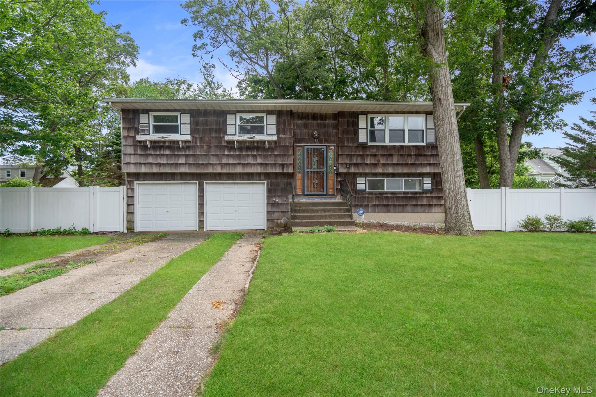 1st image of 8 Rodney Ave, Islip, NY 11752 | MLS# 1030978