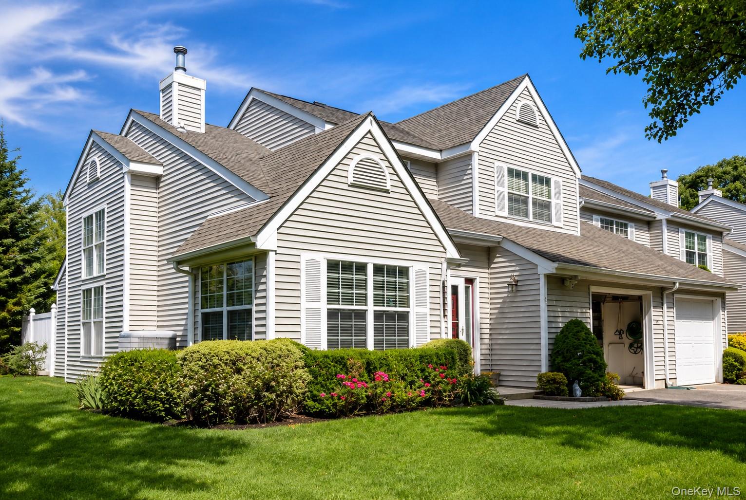 2nd image of 65 Mystic Cir, Islip, NY 11706 | MLS# 1030985