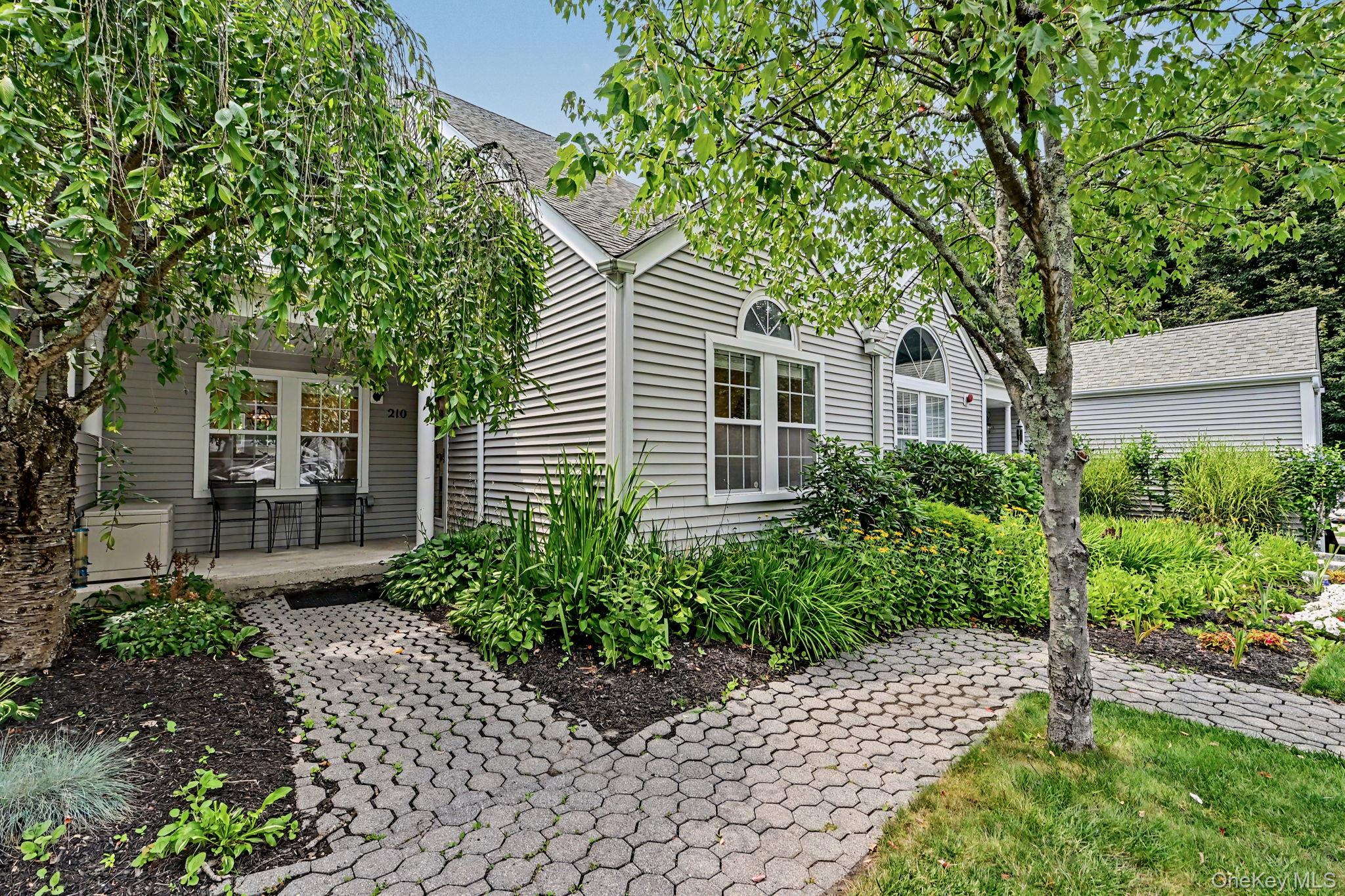 2nd image of 210 Sandpiper Ct #210, Yorktown, NY 10598 | MLS# 1030986