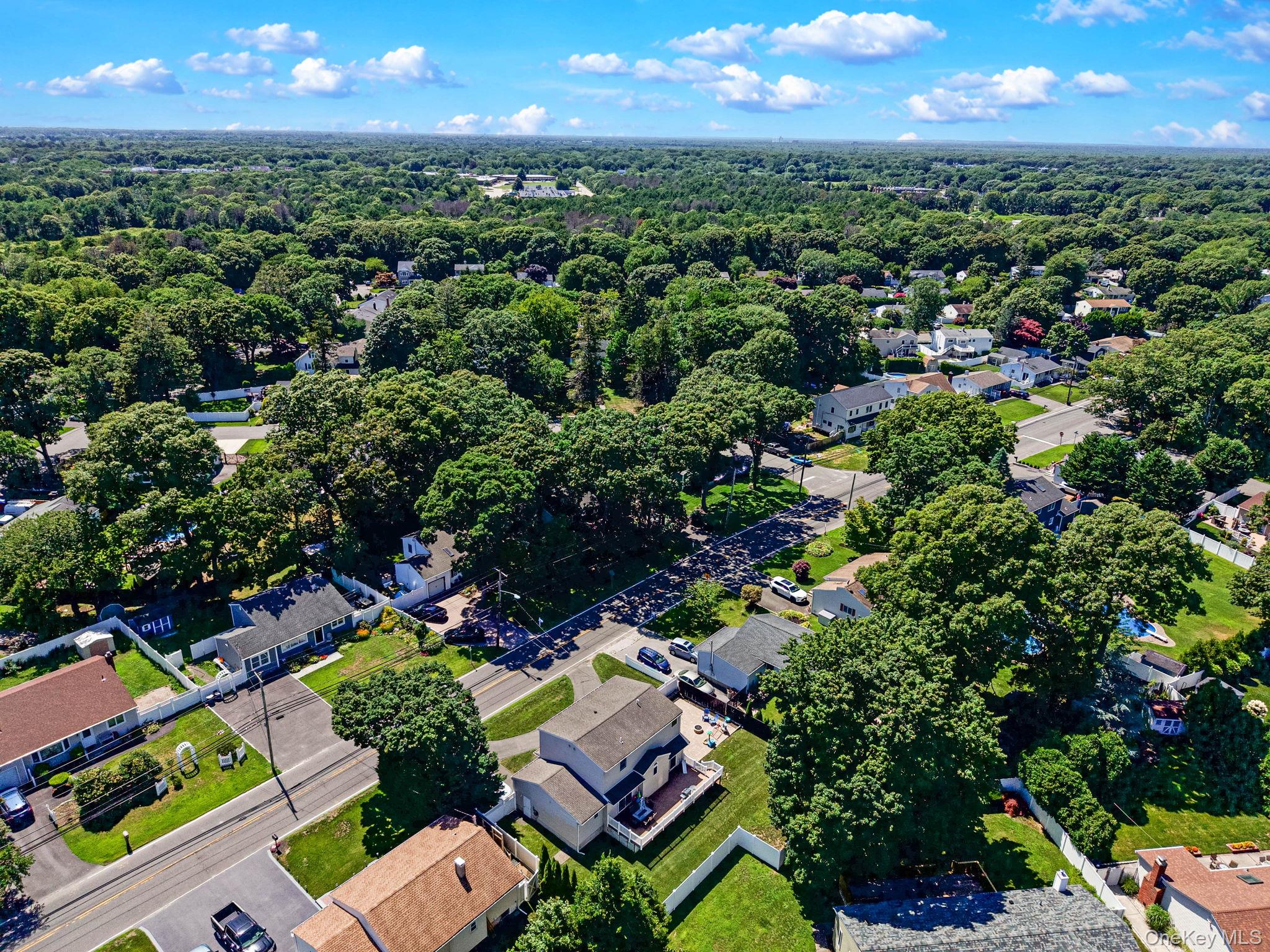 38th image of 107 Terry Rd, Islip, NY 11782 | MLS# 1030989