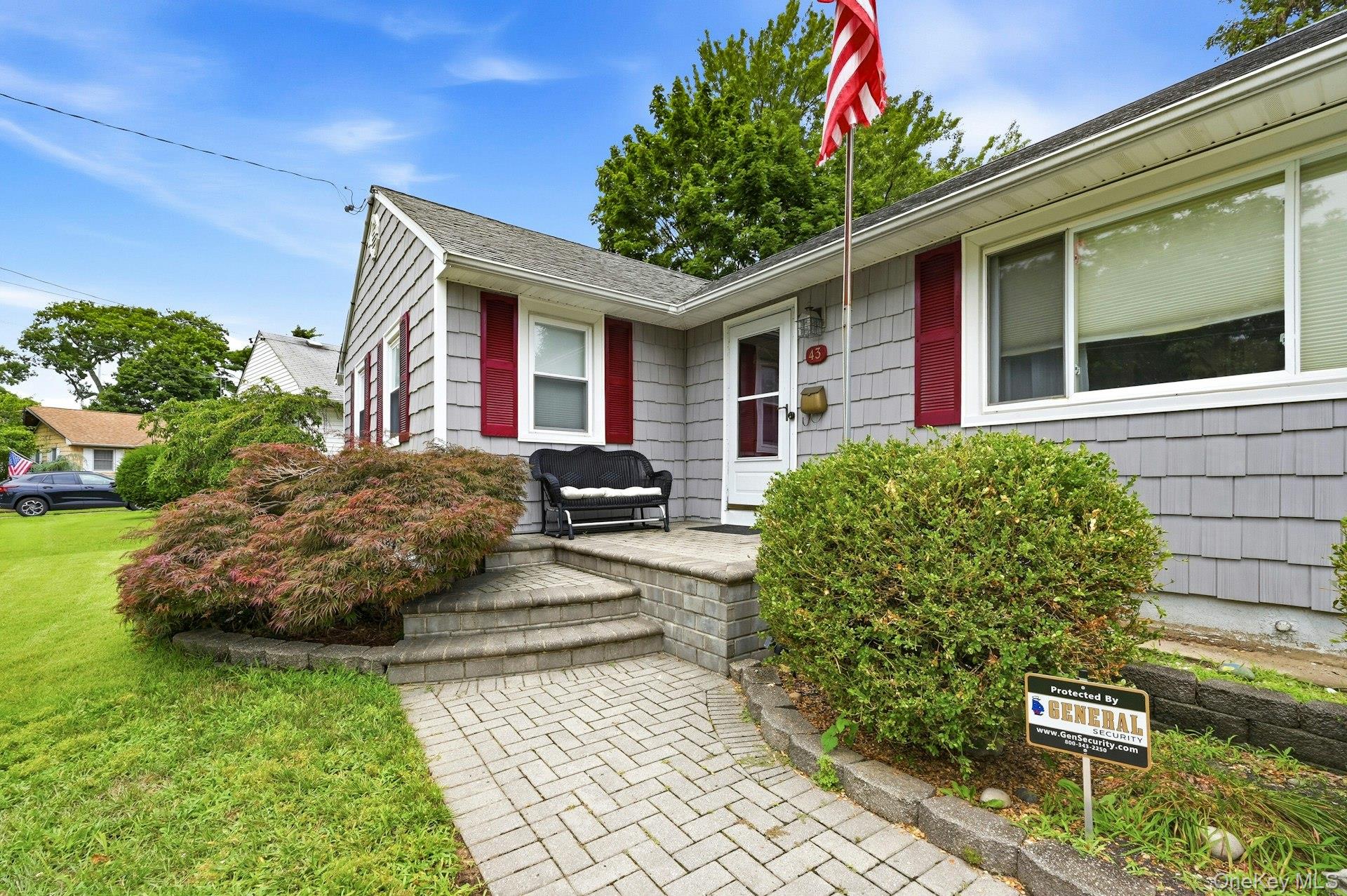 3rd image of 43 Tappan Ave, Babylon, NY 11702 | MLS# 1030993