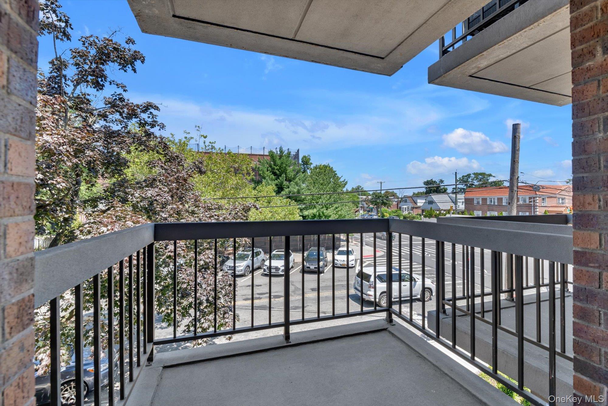 4th image of 16314 71st Ave, New York, NY 11365