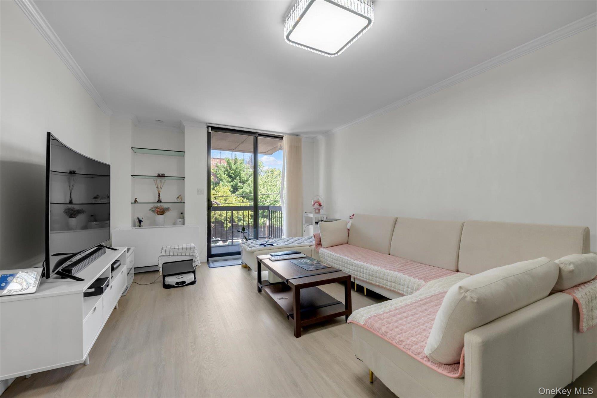 5th image of 16314 71st Ave, New York, NY 11365