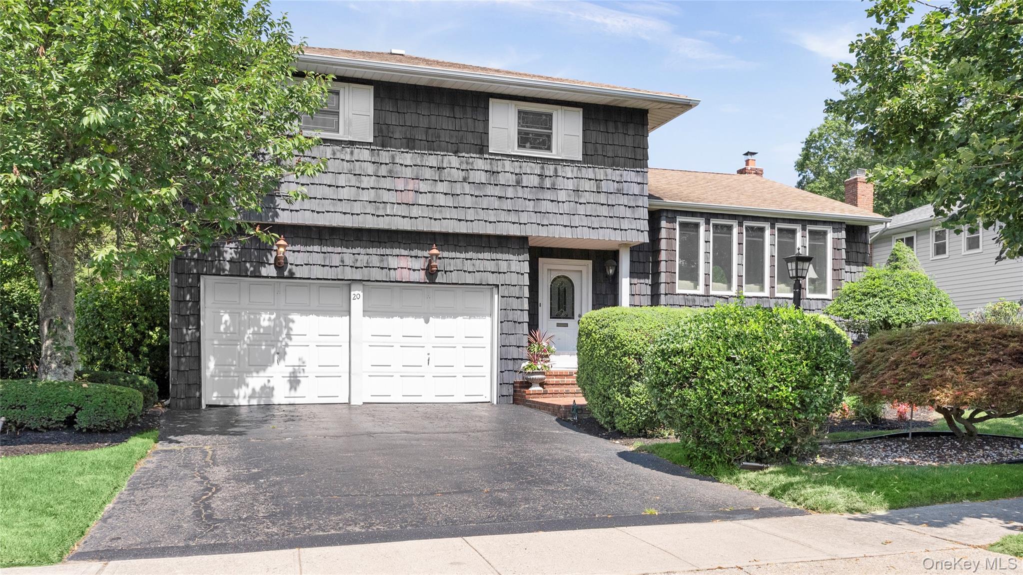 1st image of 20 Acorn Ln, Oyster Bay, NY 11803 | MLS# 1031002