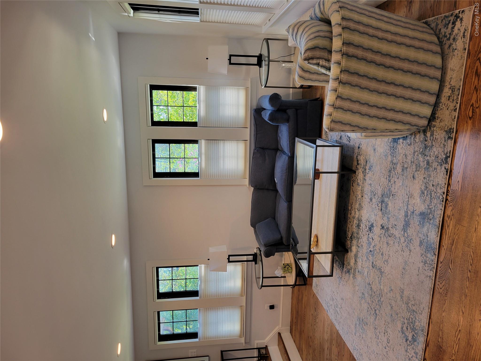 5th image of 215-05 43Rd Ave, Bayside, NY 11361