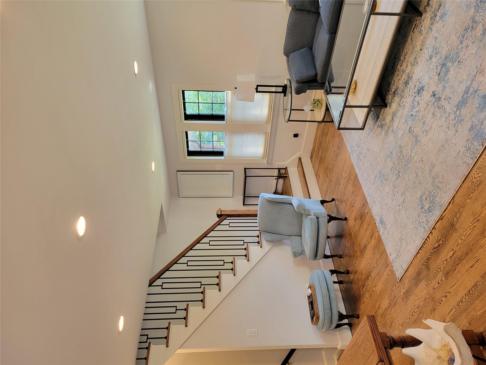 4th image of 215-05 43Rd Ave, Bayside, NY 11361