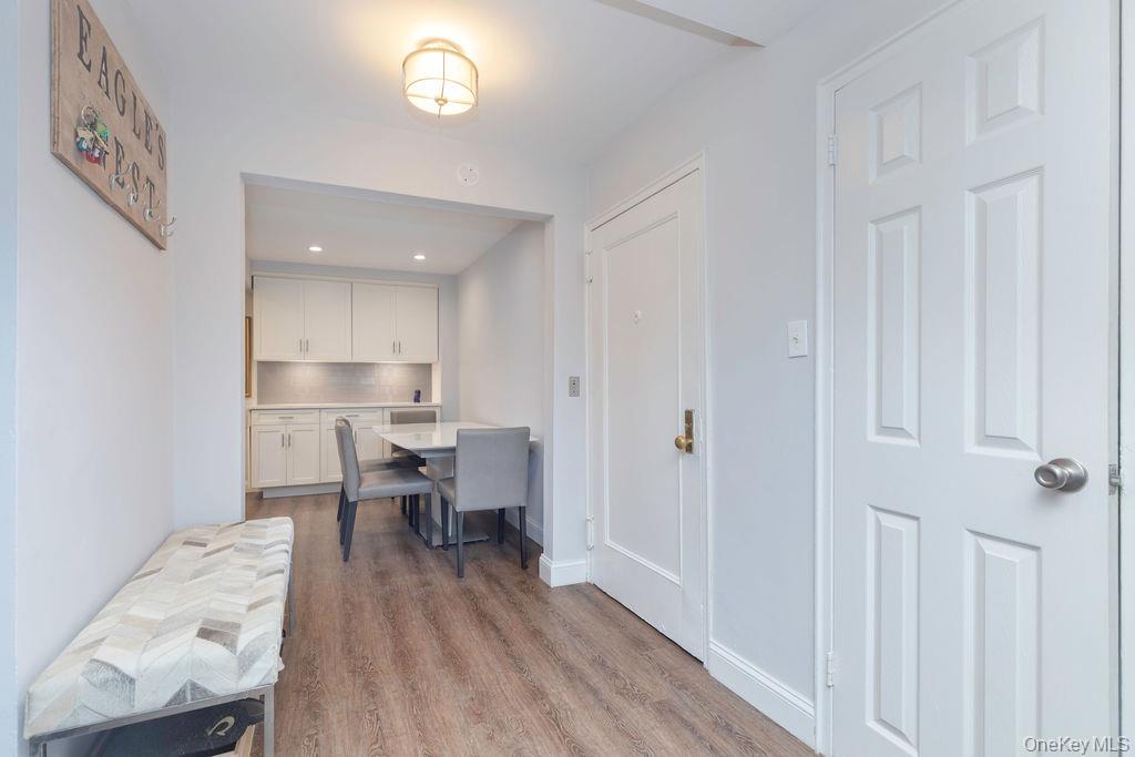 2nd image of 15 Leewood Cir #1R, Eastchester, NY 10709 | MLS# 1031050