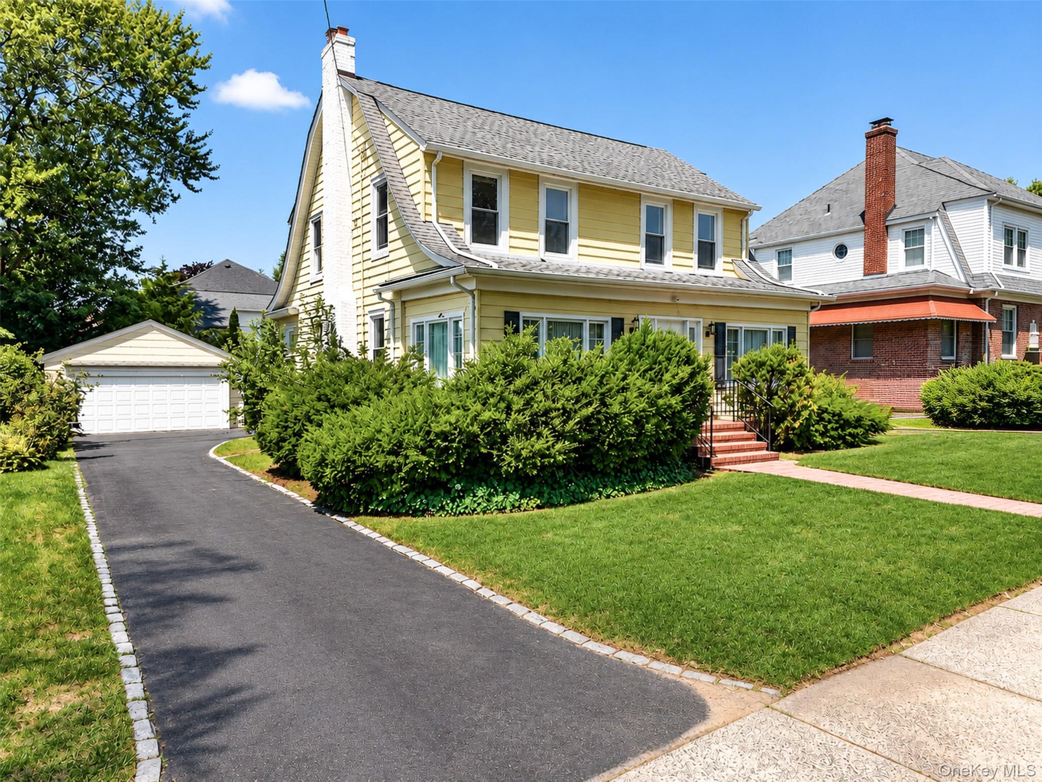 3rd image of 3358 162Nd St, New York, NY 11358 | MLS# 1031063