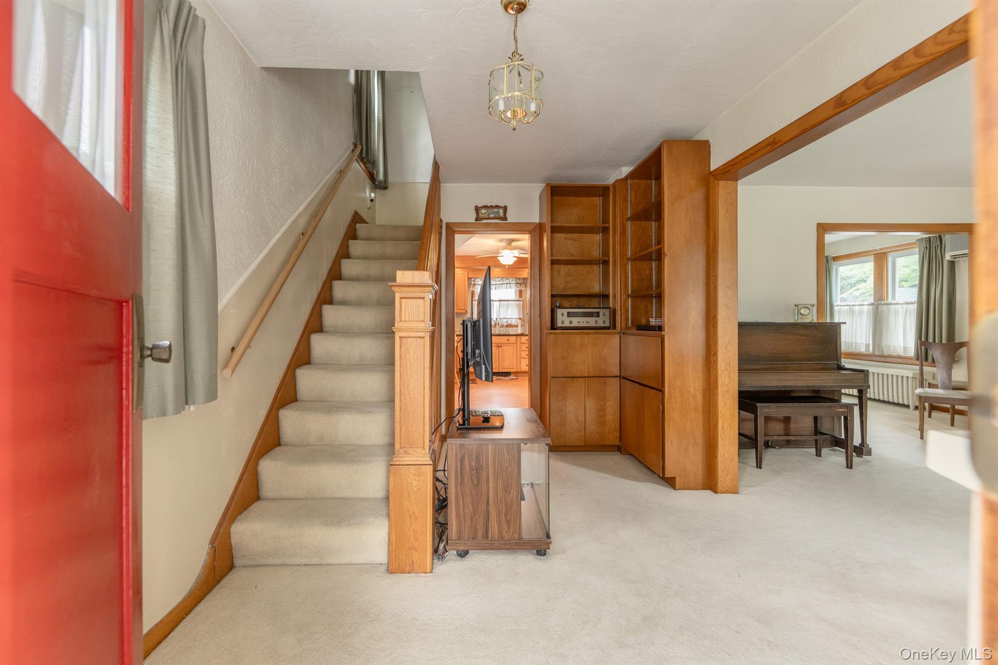 3rd image of 284 Clifton Ave, Kingston, NY 12401 | MLS# 1031070
