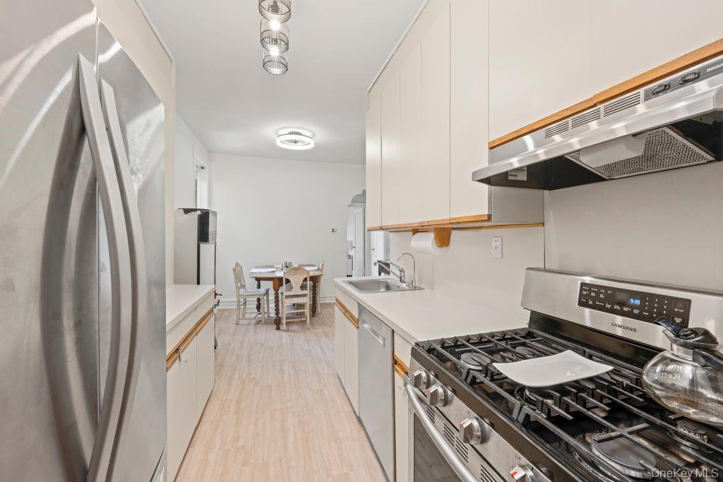 4th image of 7119 Shore Rd #6H, New York, NY 11209 | MLS# 1031104